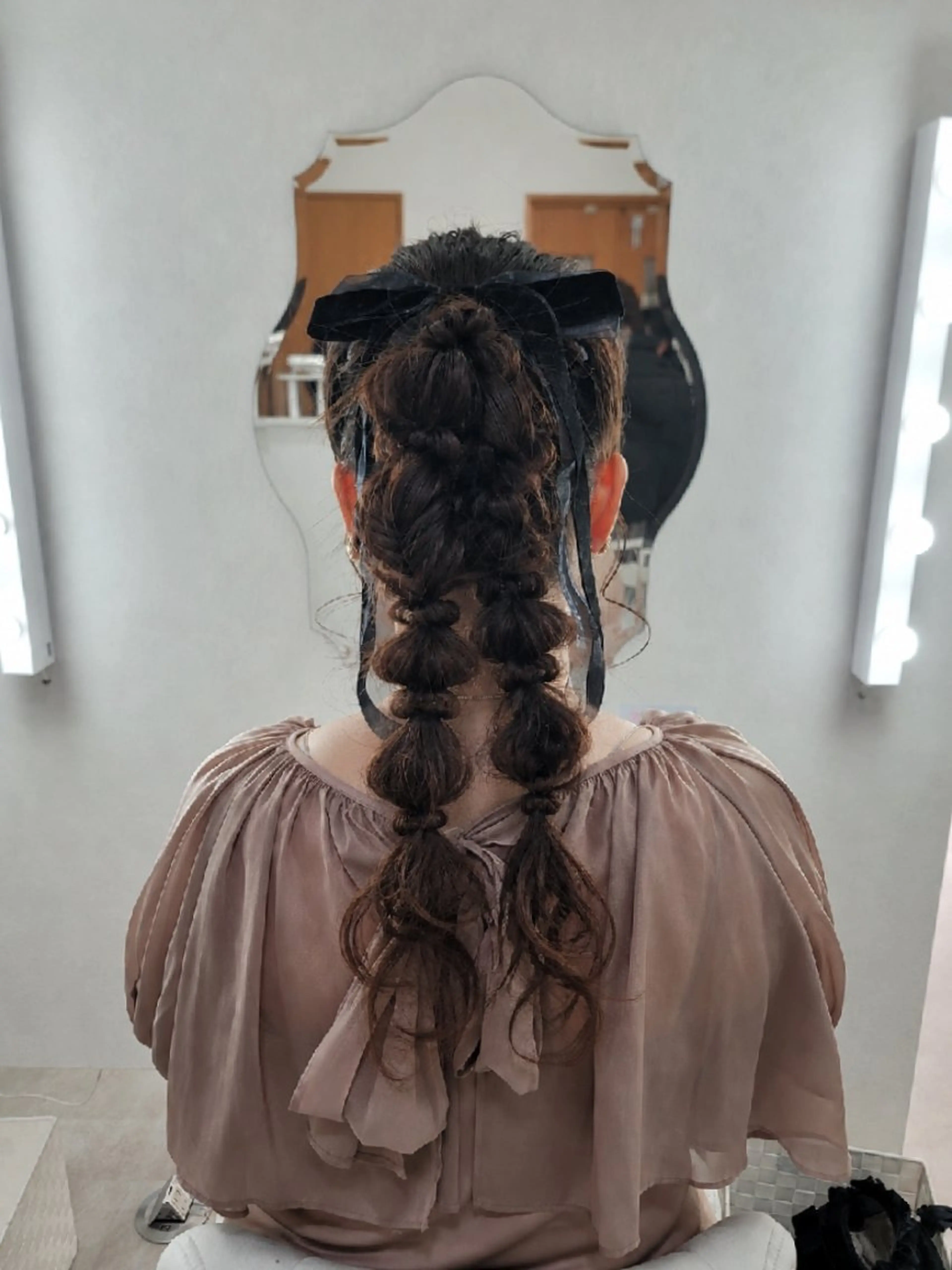 ヘアアレンジ ロング ヘアセット 渥美 寿美翔のヘアスタイル