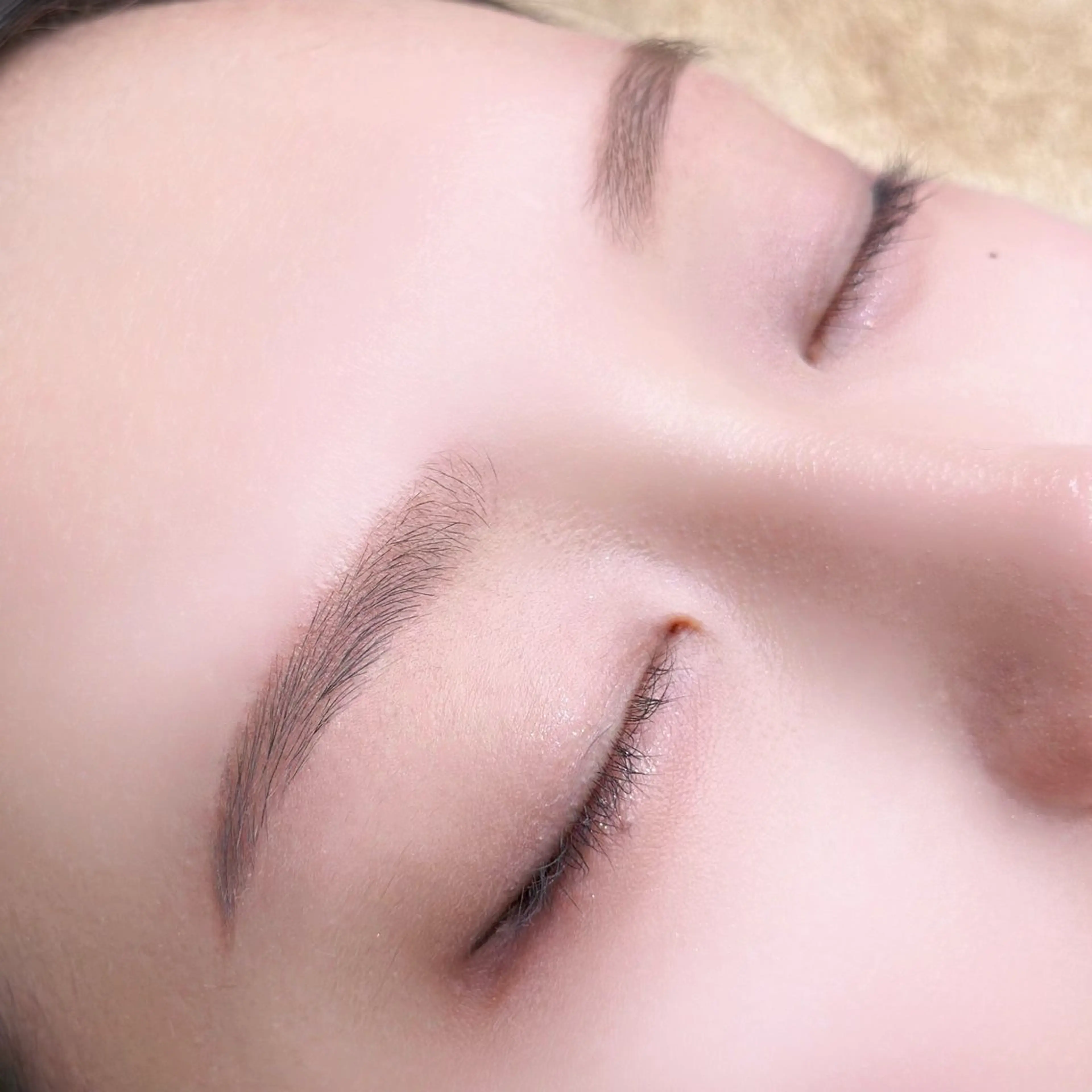 📅 平日限定 🎓 学割U-24 ✨ 眉で顔が変わる!似合わせ眉スタイリング 🌟 ¥3,780の写真