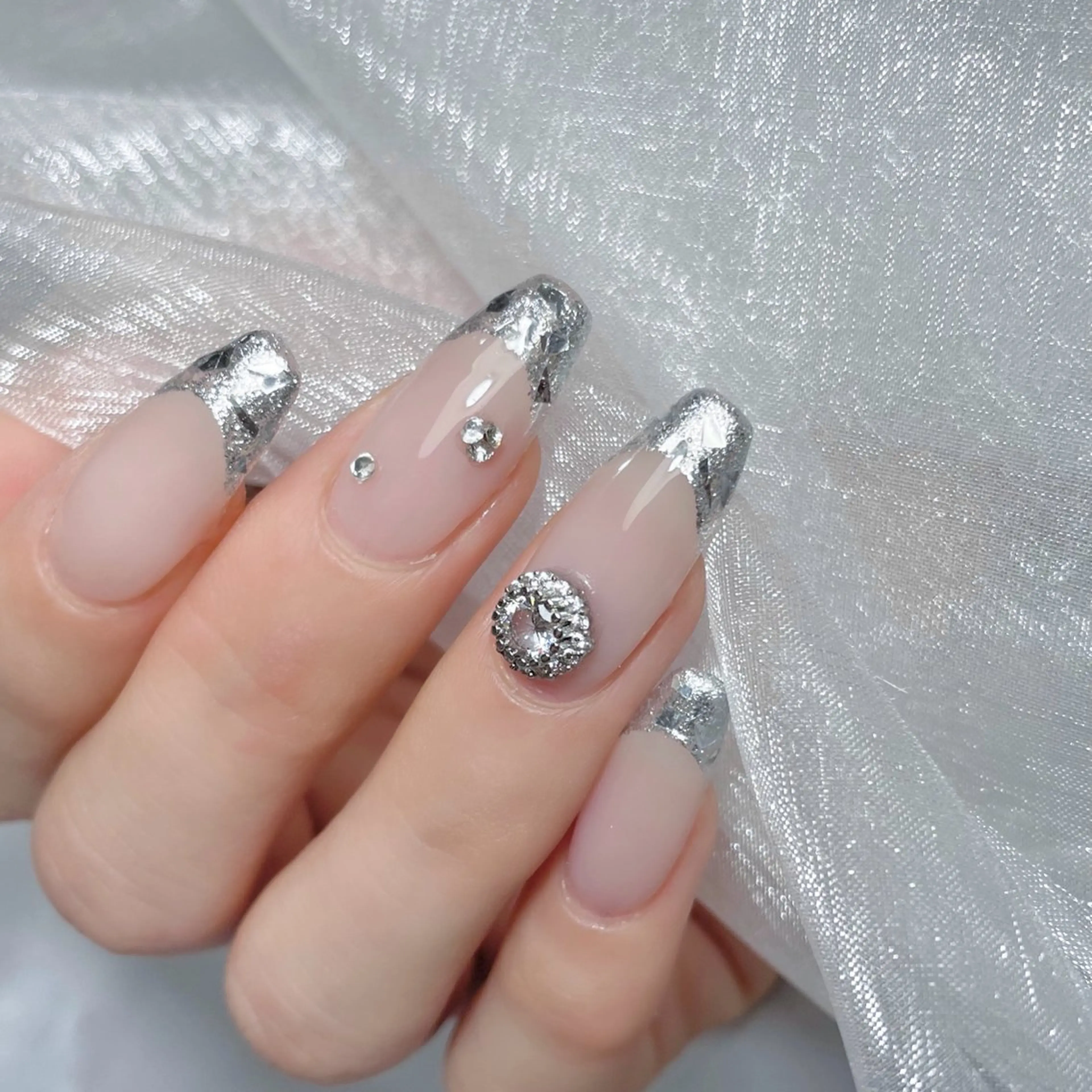 ネイル フレンチネイル ジェルネイル ガラスフレンチ オフィスネイル パラジェル パラジェル認定サロンk-two nail所属・k-two nailのネイルデザイン