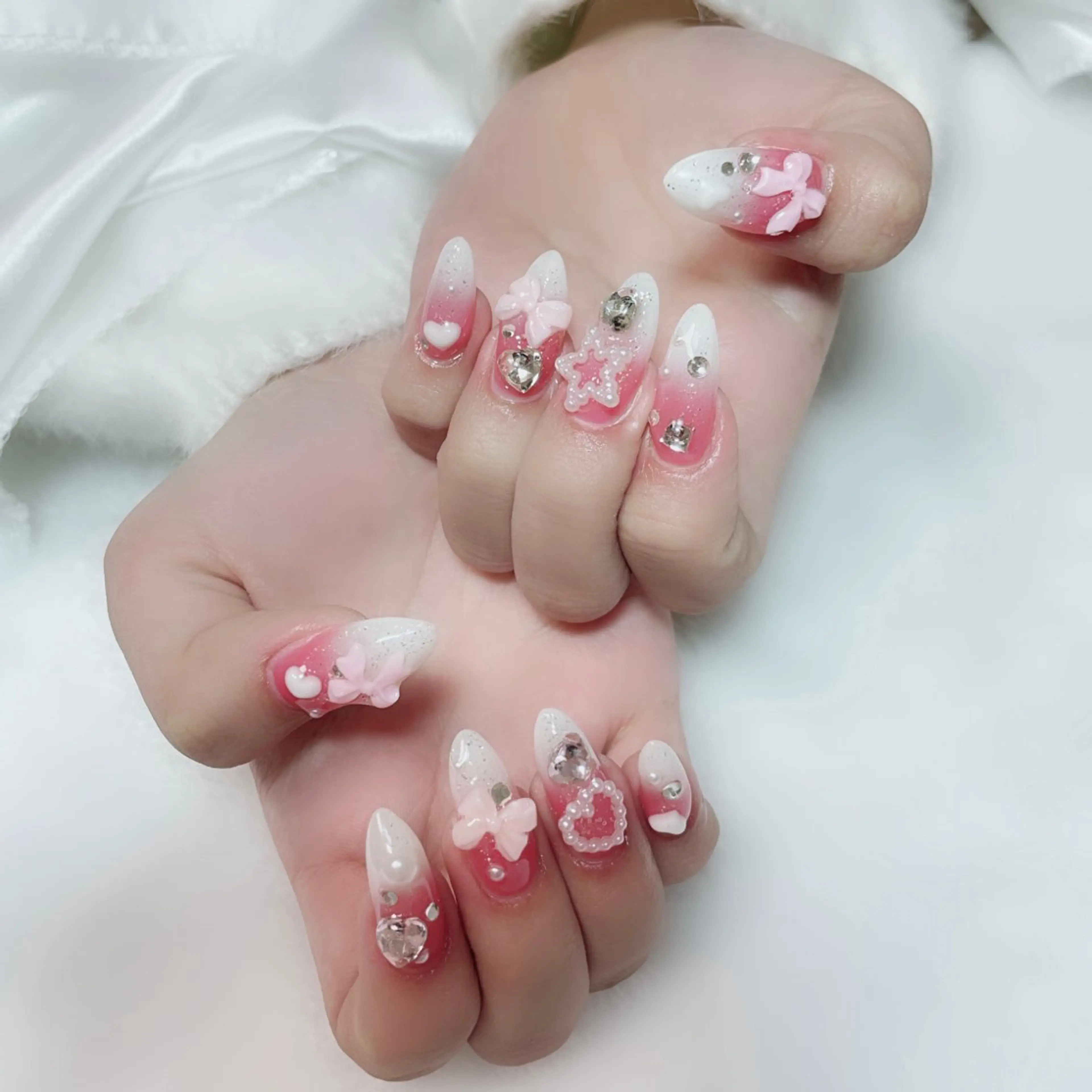 🍒🍒人気コースNO1チップ長さ出し10本持ち込みデザイン《3D、特殊アートは含まれません》の写真