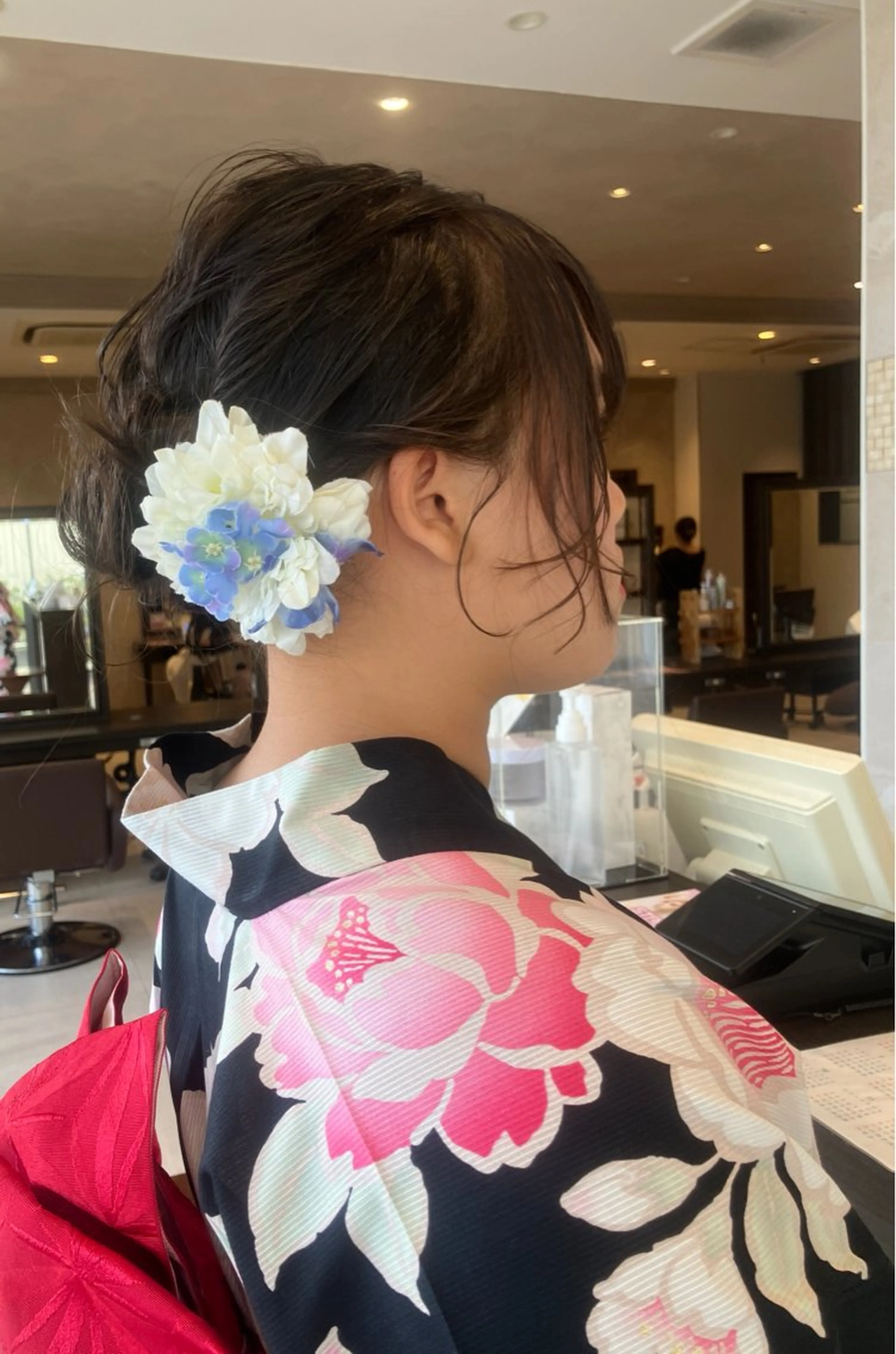 着付け 山田 みかのヘアスタイル