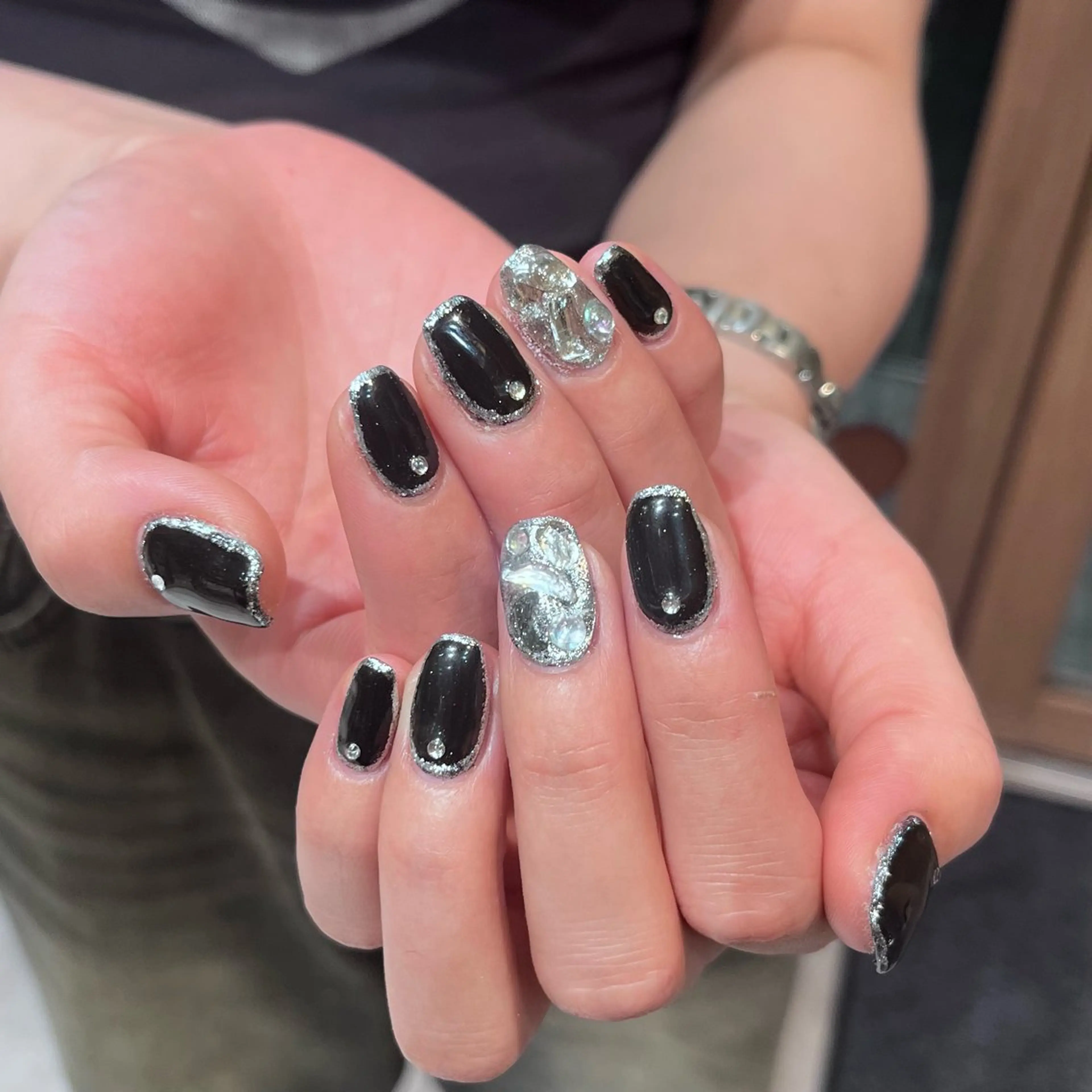 ネイル ハンドネイル 🩶レイナ🩶 color/nailのヘアスタイル