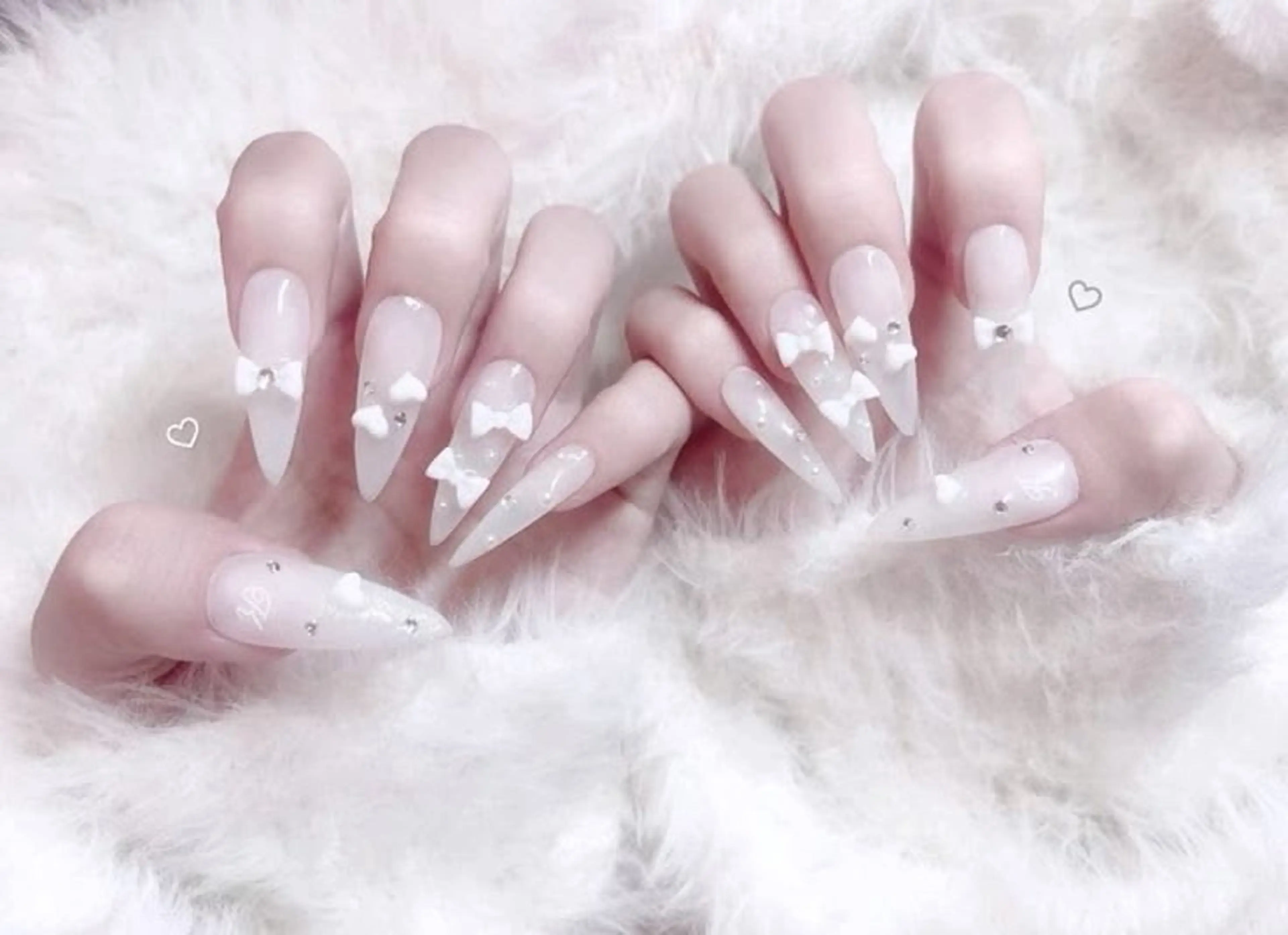 カラー グラデーションカラー ピンクカラー ハンドネイル AIN Nailのネイルデザイン