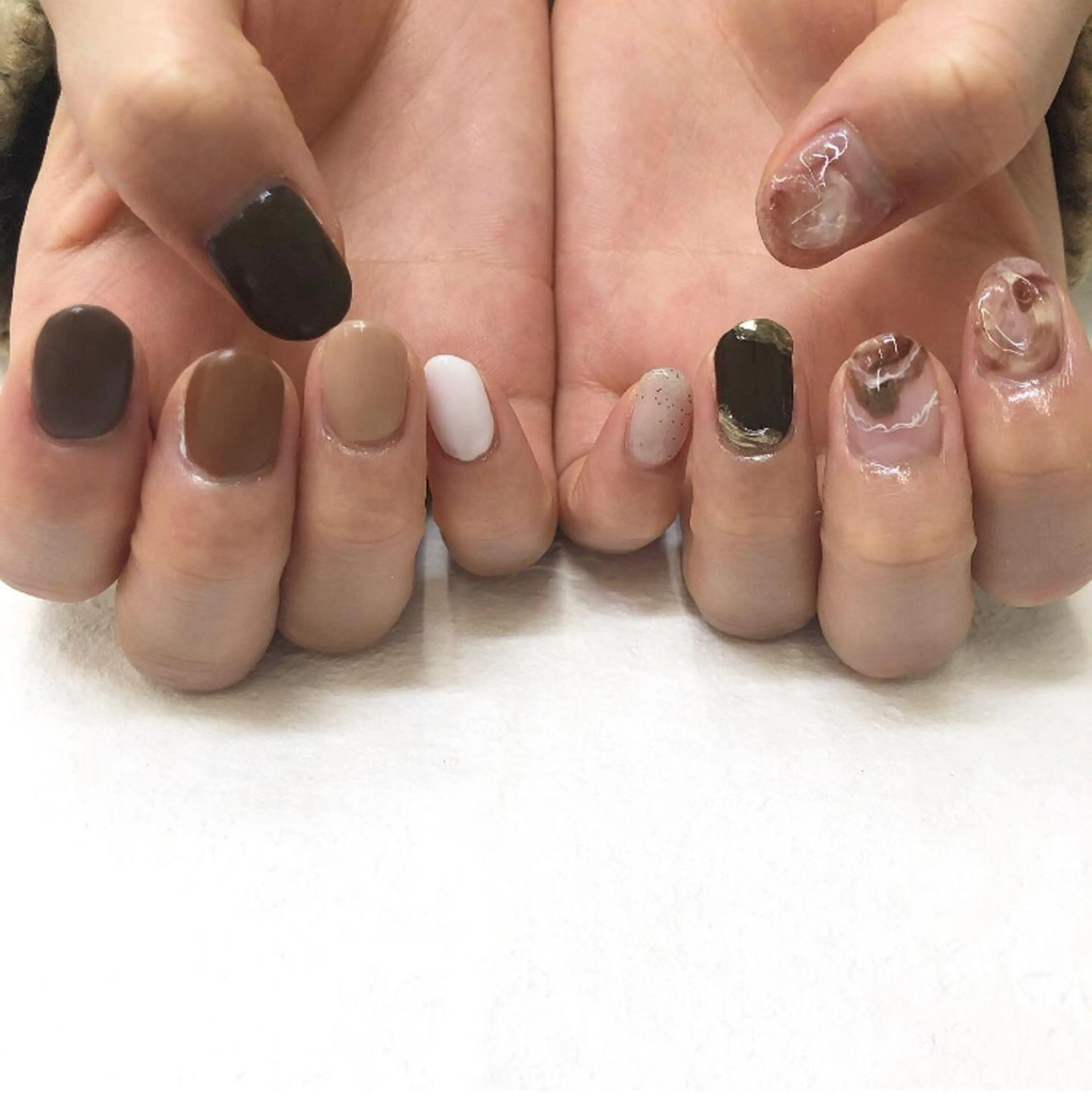 ショート clocln  / Suzukaのネイルデザイン