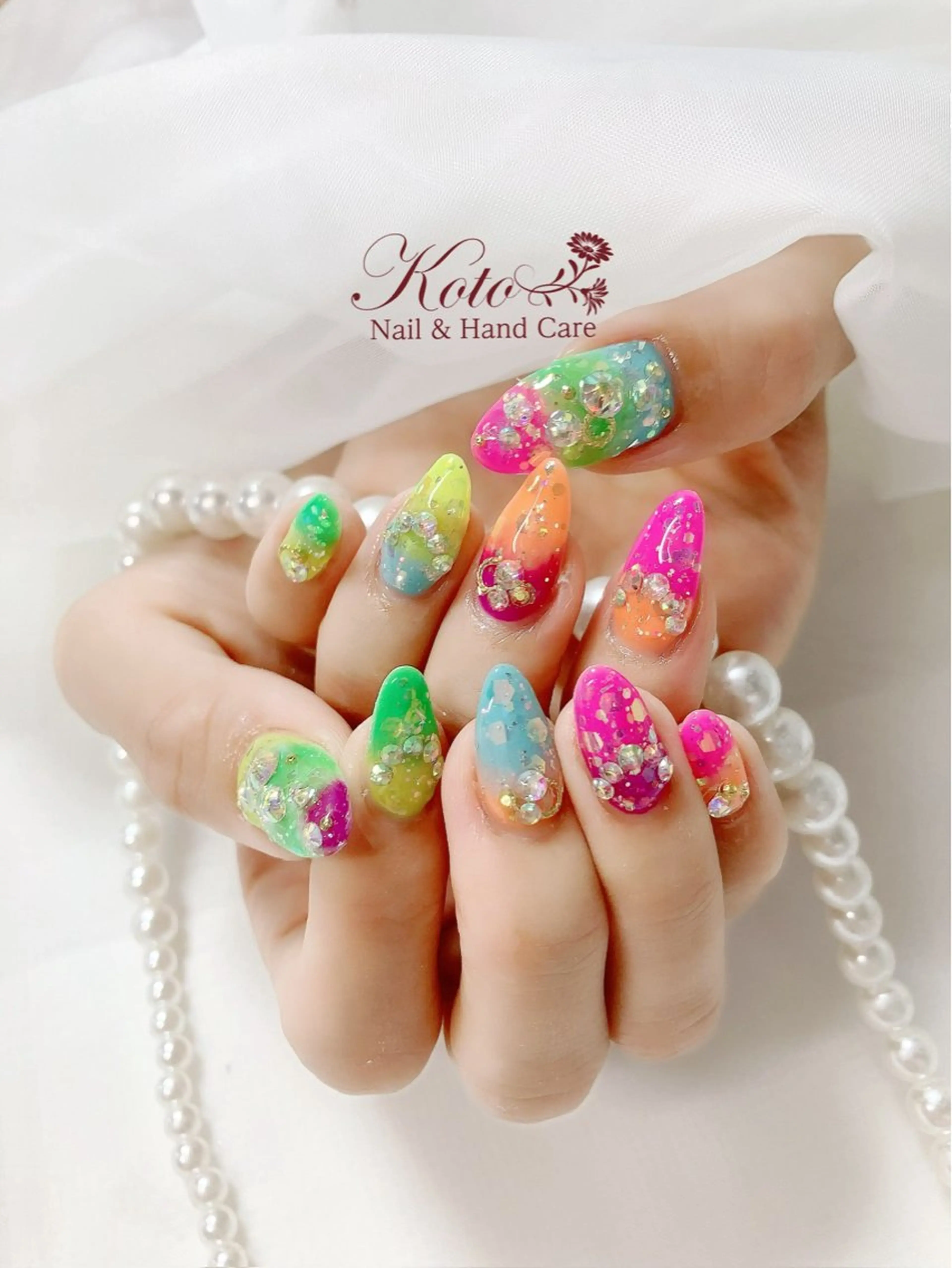 ネイル 長さ出し ジェルネイル 持ち込み ニュアンスネイル 赤色 ハンドネイル Nail Salon KOTOのネイルデザイン