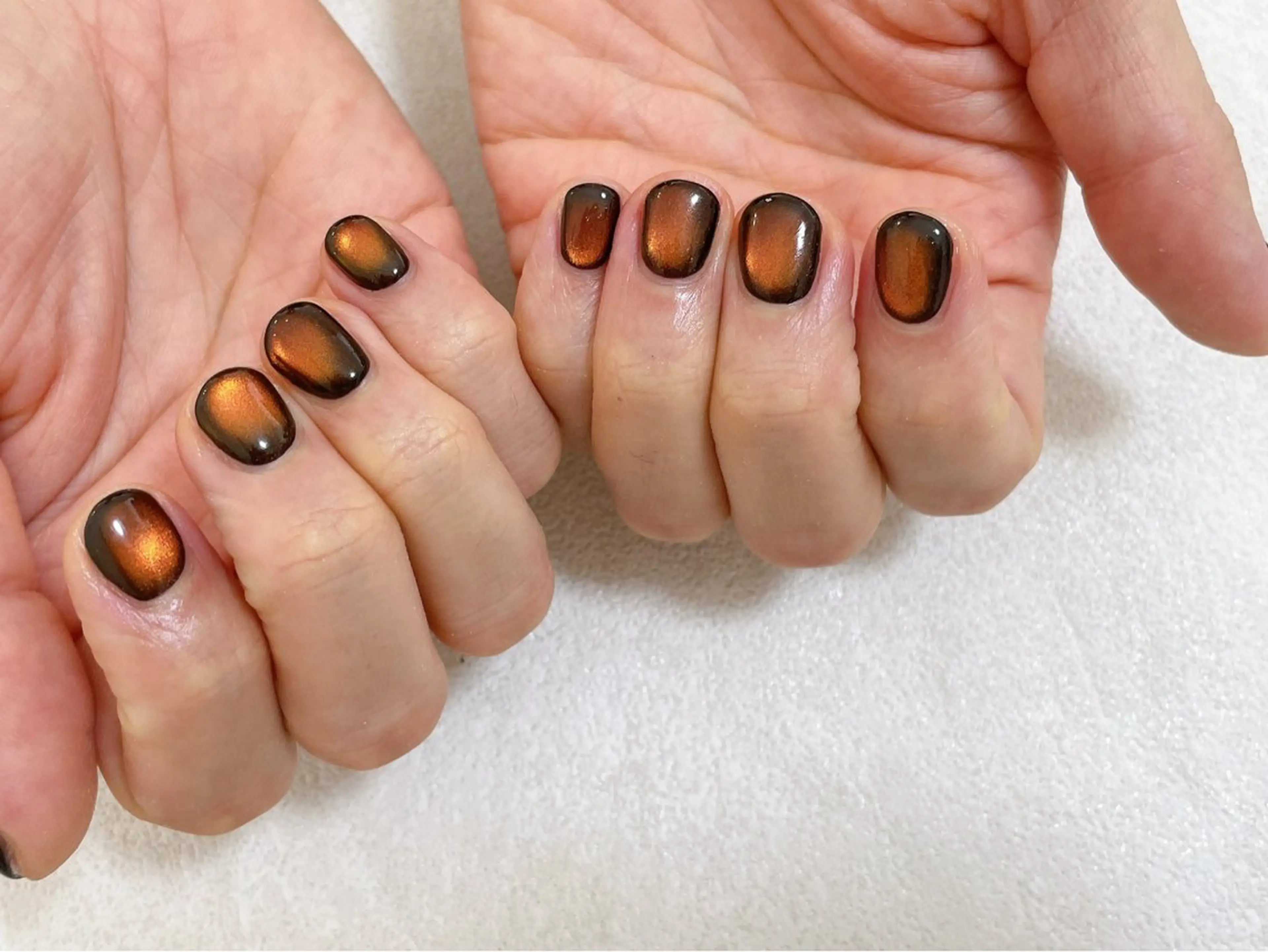 ネイル オーロラネイル ブルー ブラウン フットネイル フレンチネイル ハンドネイル kiki nail たまプラーザのネイルデザイン