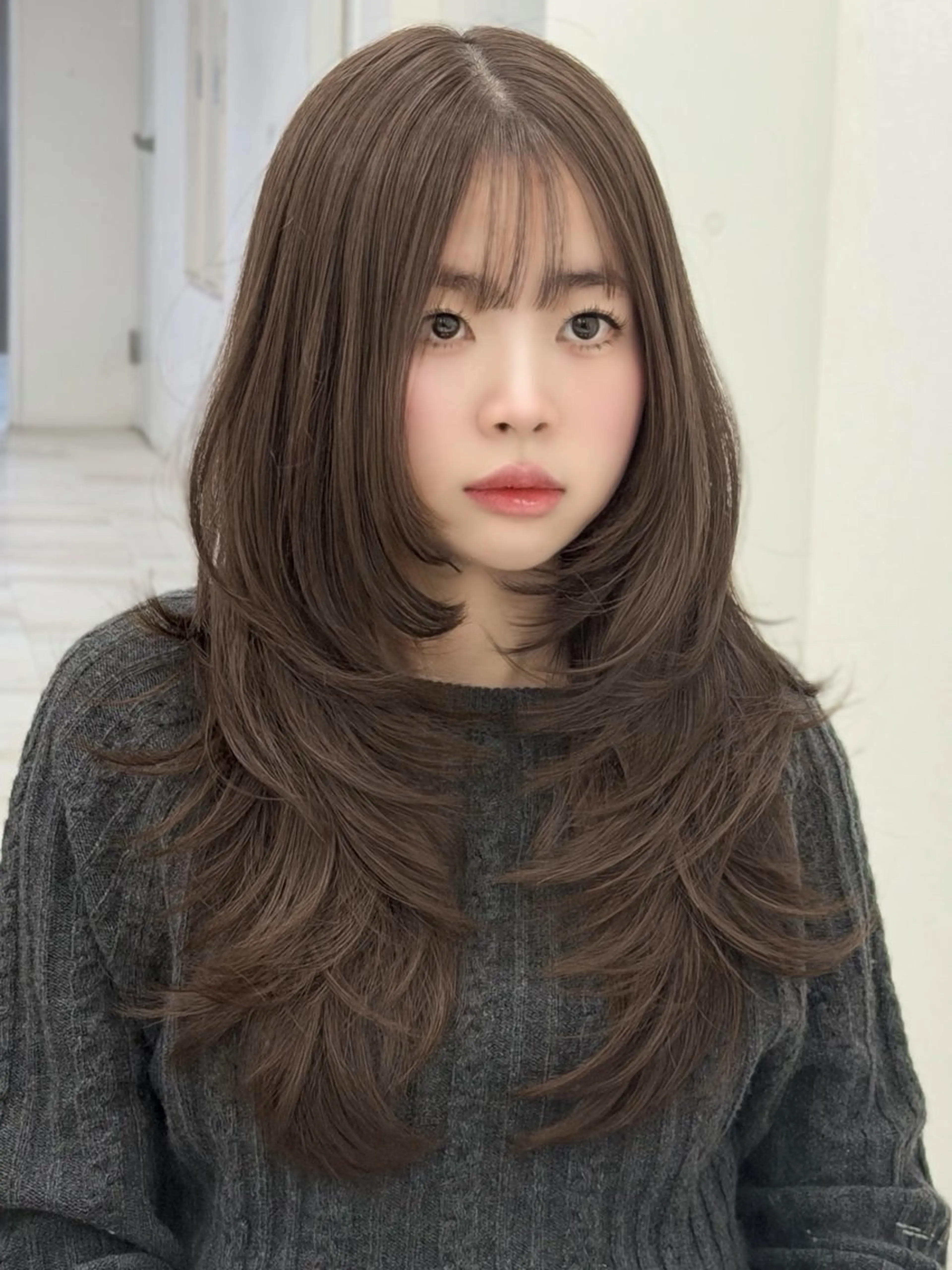 ロング くびれヘア 顔周りカット ハイレイヤー 髪質改善 韓国風ヘア リコ ハッシュカット 韓国レイヤーのヘアスタイル