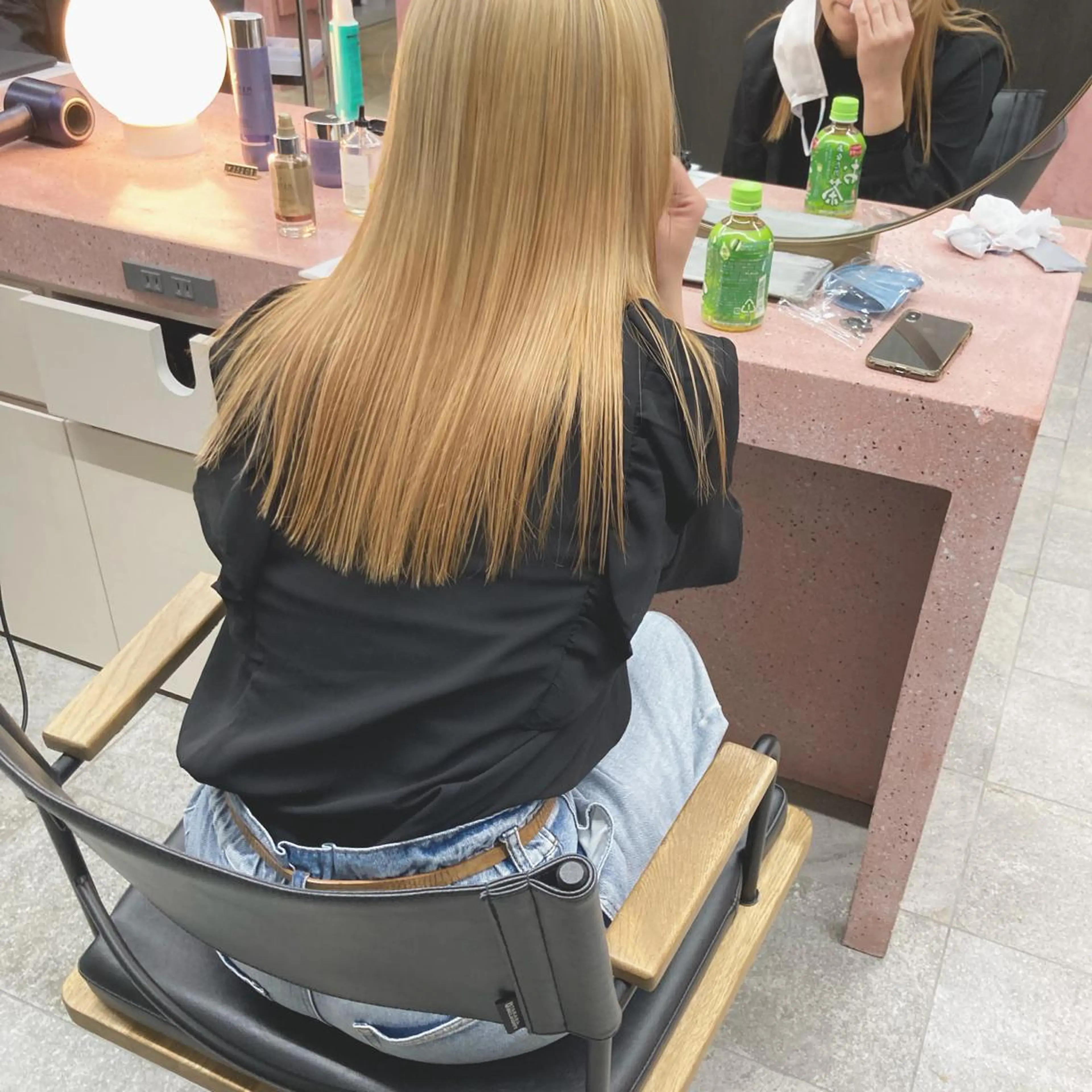 セミロング カラー ブリーチ カット ヘアカラー トリートメント 小木曽智美 /ボブ/ショートのヘアスタイル