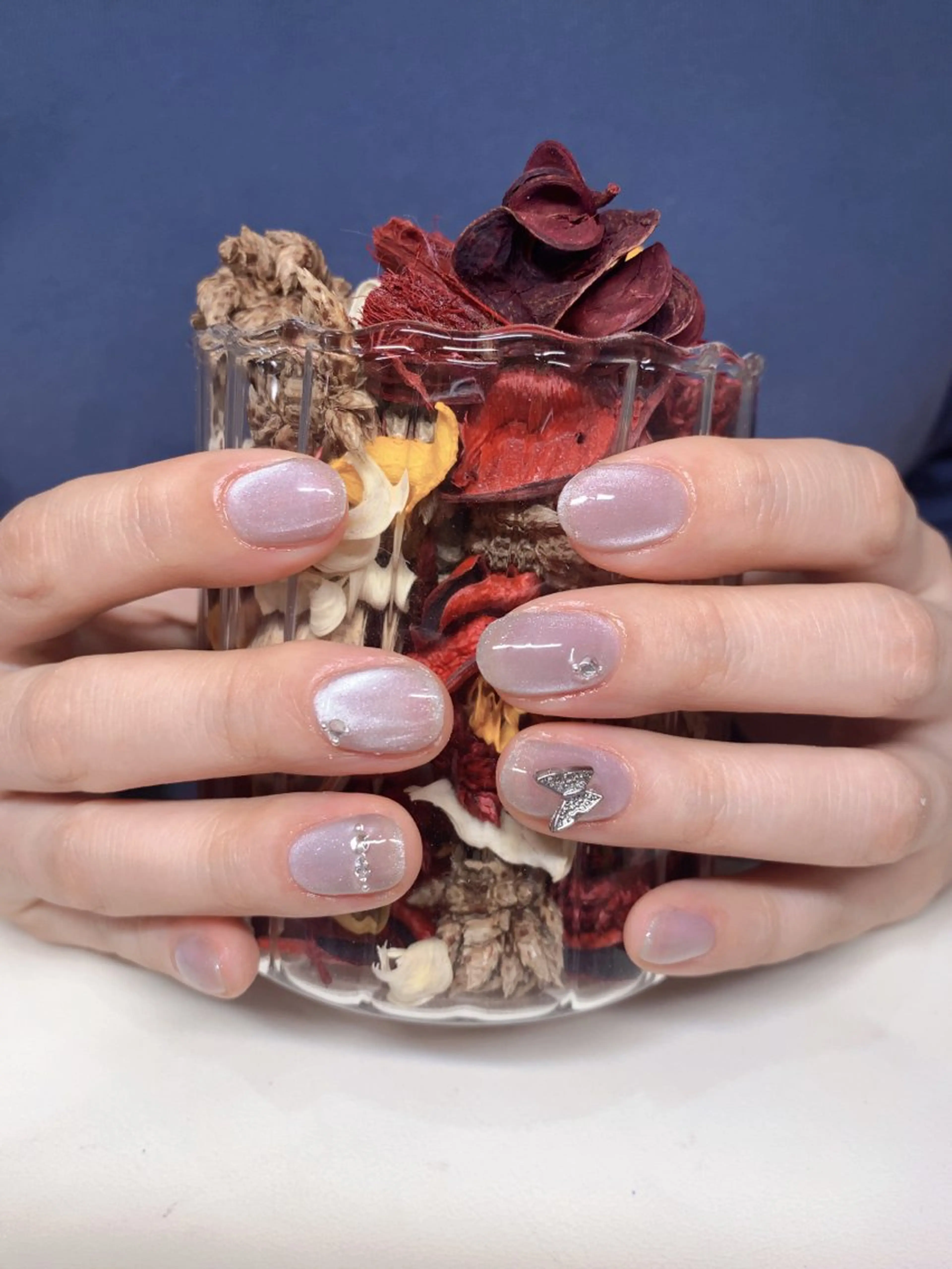 ネイル LEDアイラッシュ ∩_∩アオイのマツエク・マツパデザイン