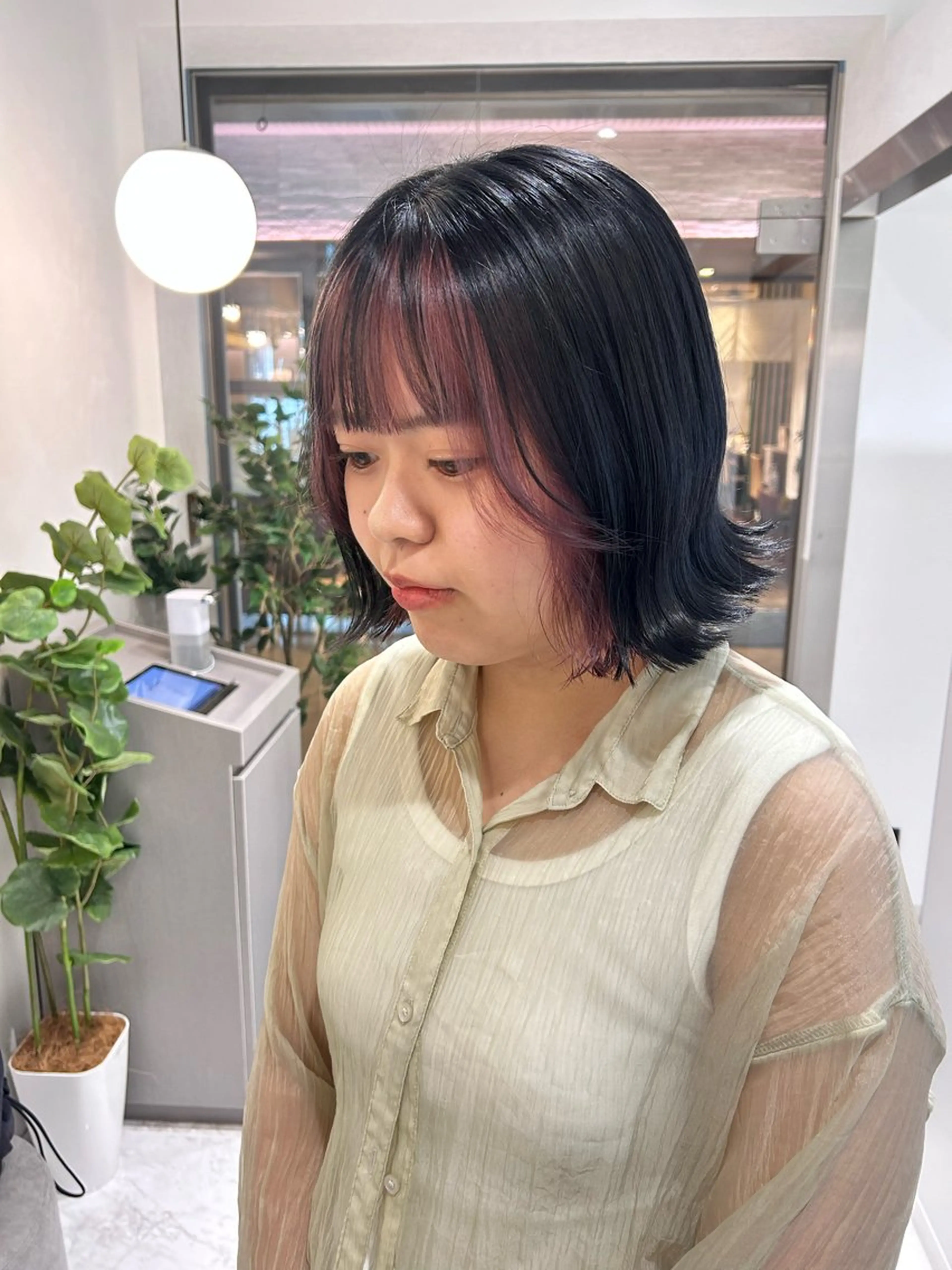 ミディアム カラー ヘアカラー 薄田 珠美のヘアスタイル