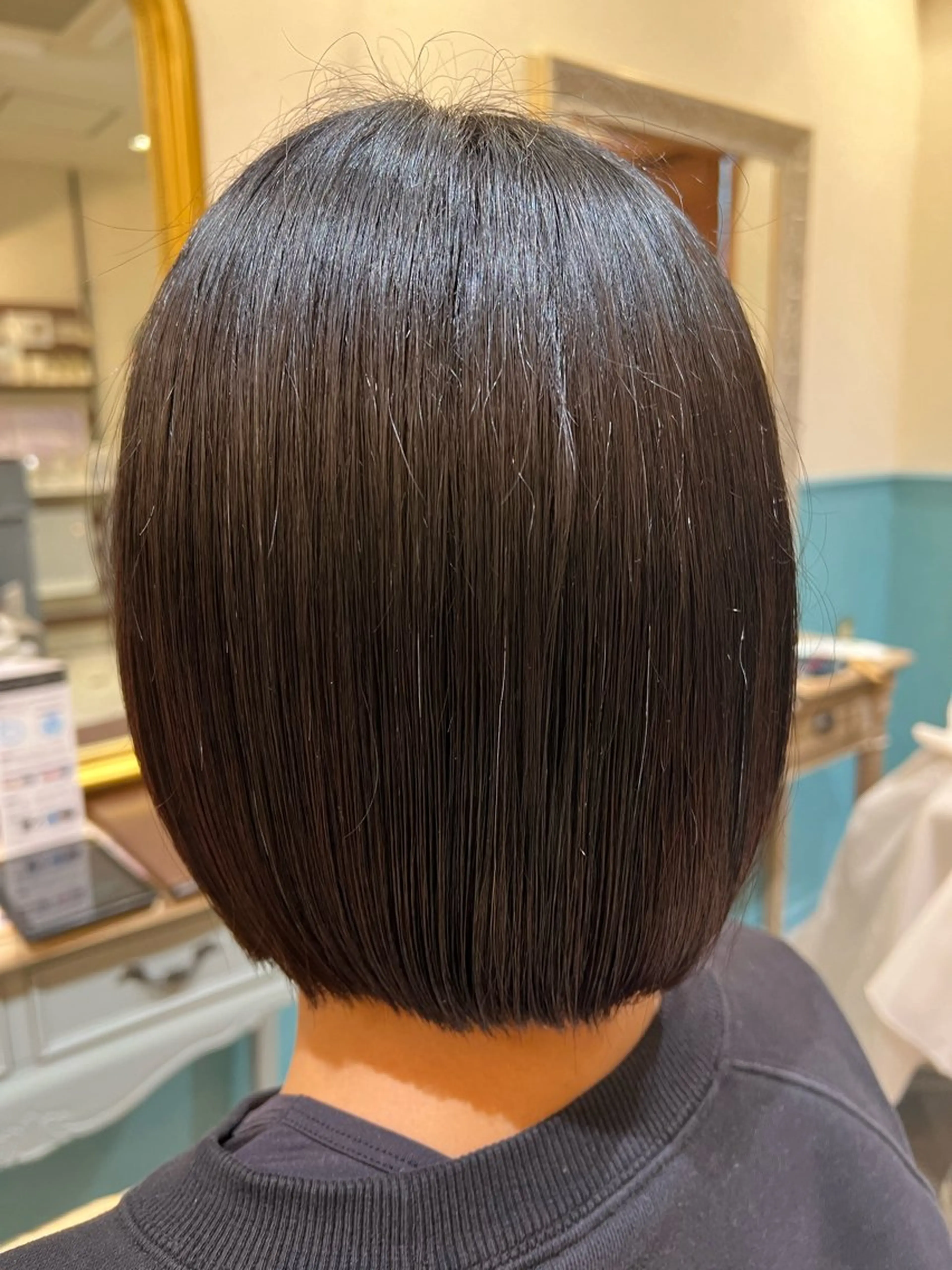 ロング ボブ くせ毛 ロング 縮毛矯正 カット 城 梨音のヘアスタイル