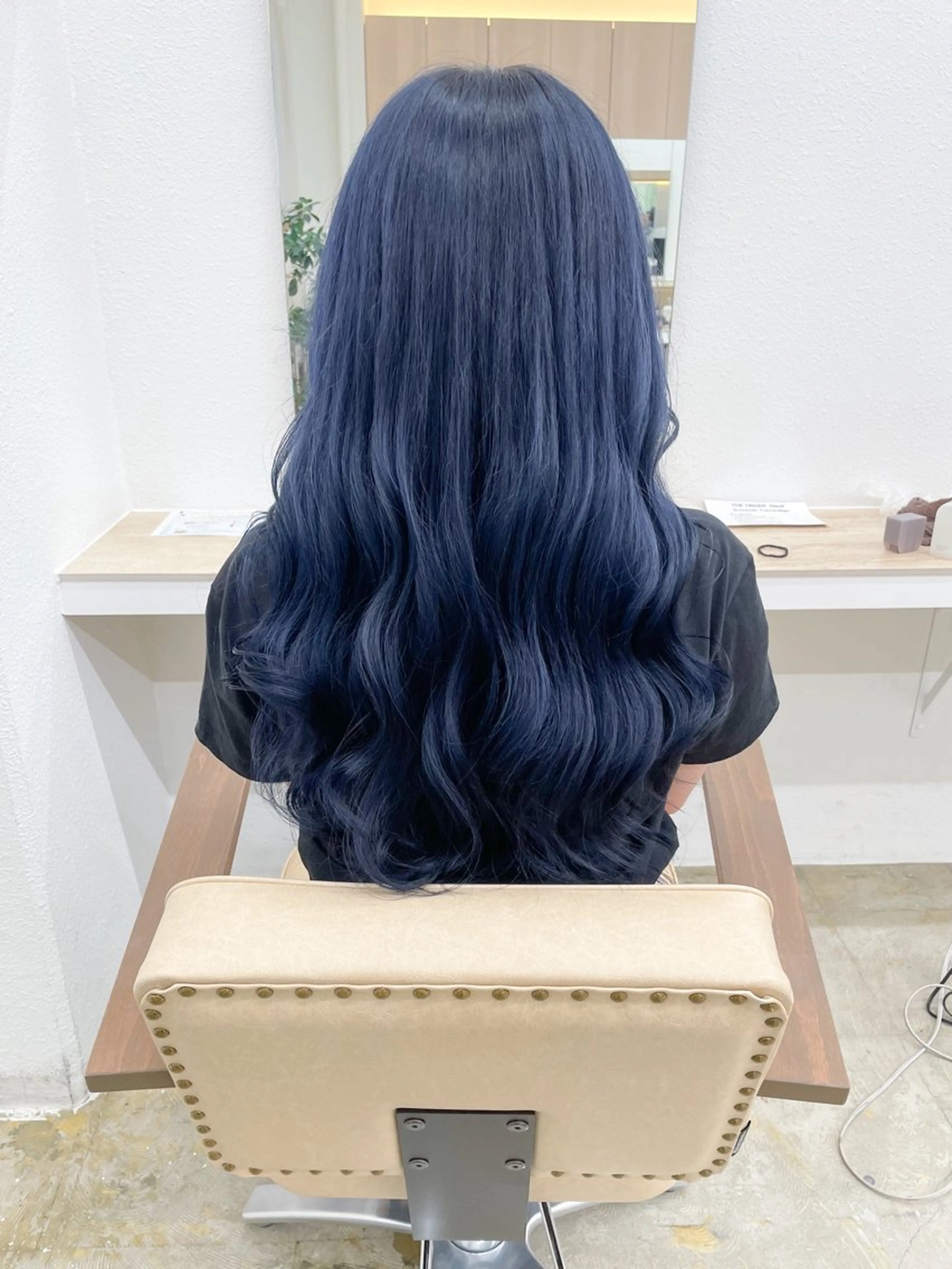 ロング カラー ブリーチ ケアブリーチ ダブルカラー ネイビーカラー ヘアカラー トリートメント ハイトーン/レイヤー /ケアブリーチ石川治のヘアスタイル