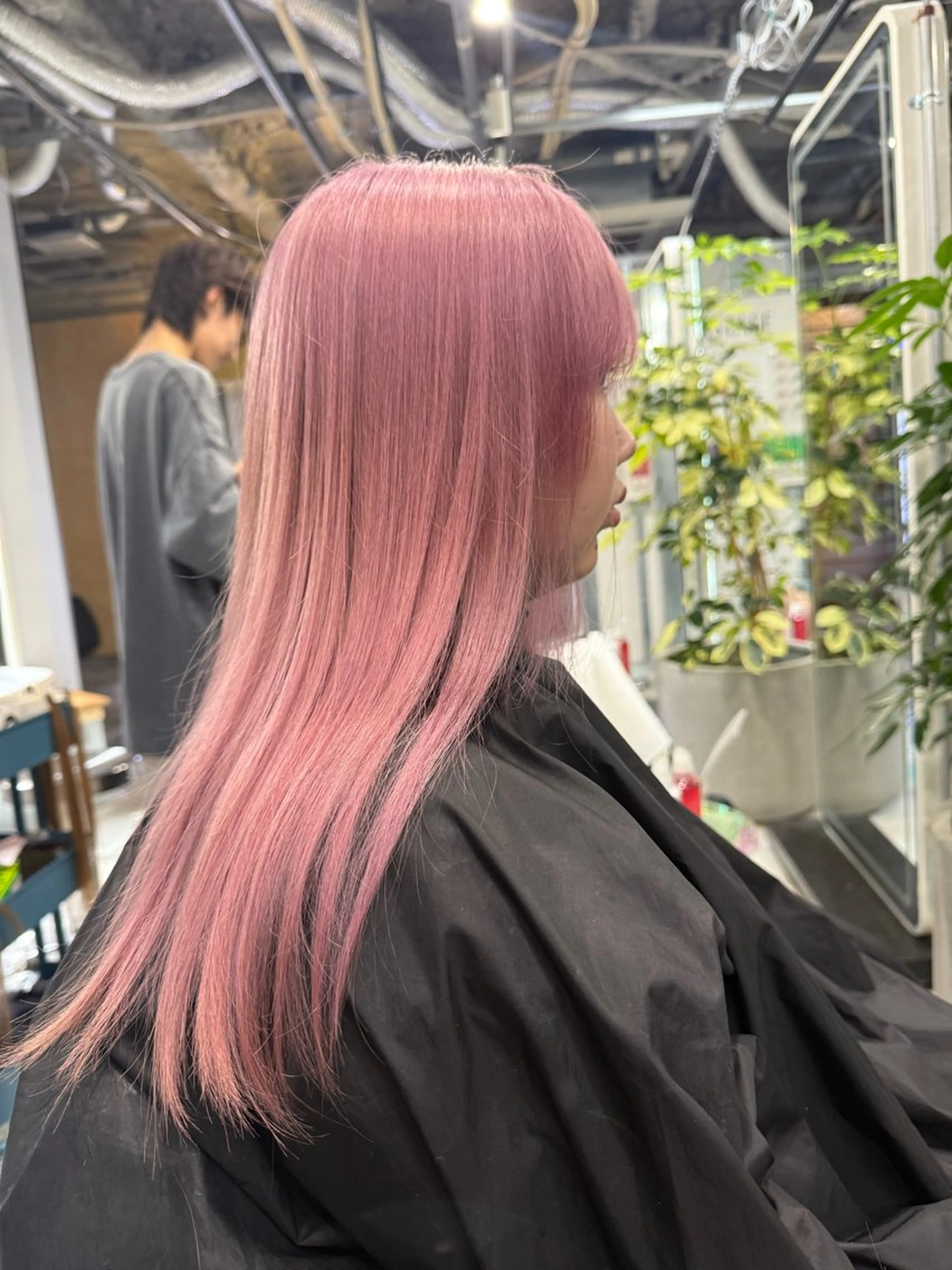 セミロング uland Reaのマツエク・マツパデザイン