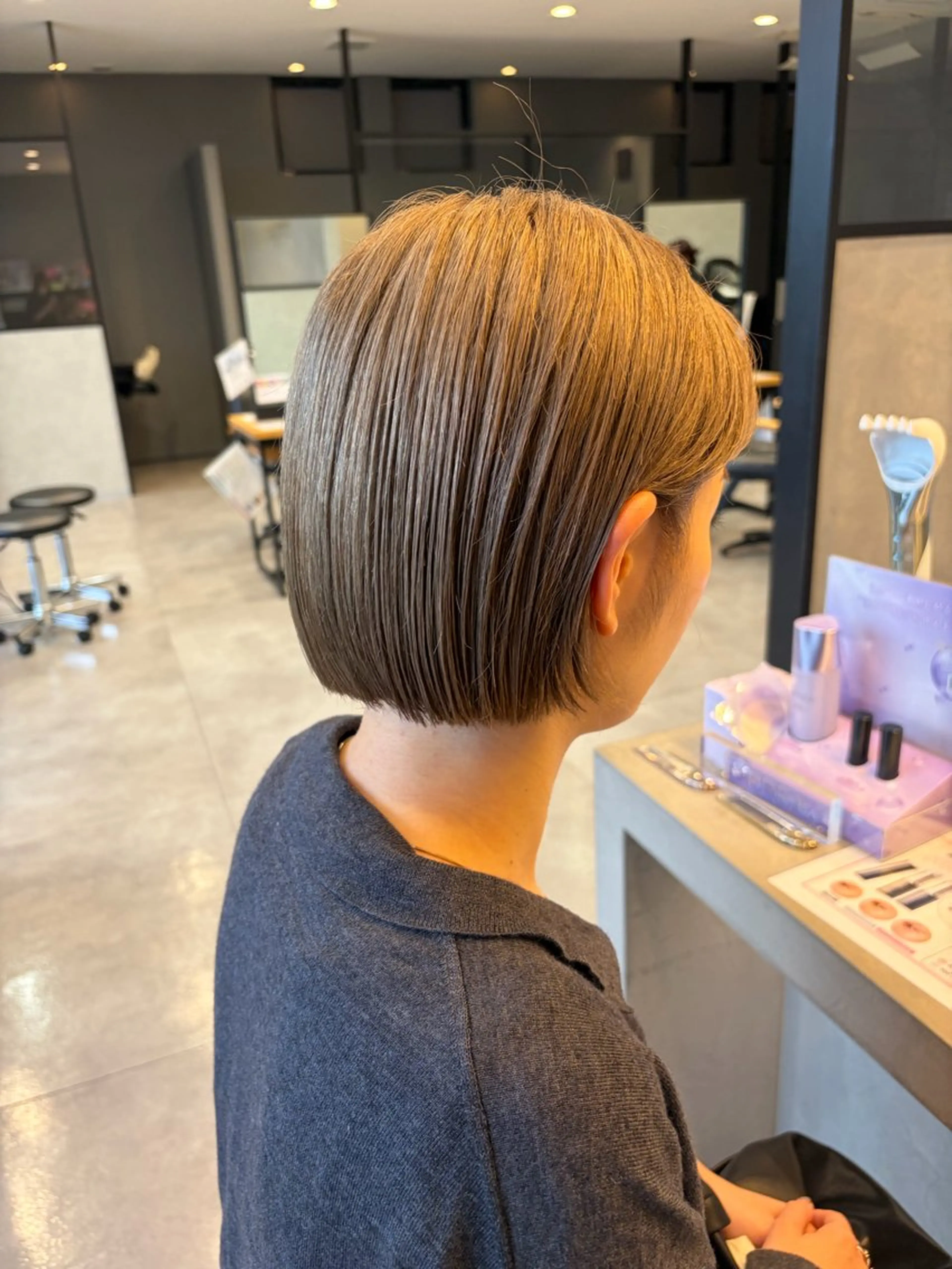 ミディアム 柄澤 菜南子のヘアスタイル