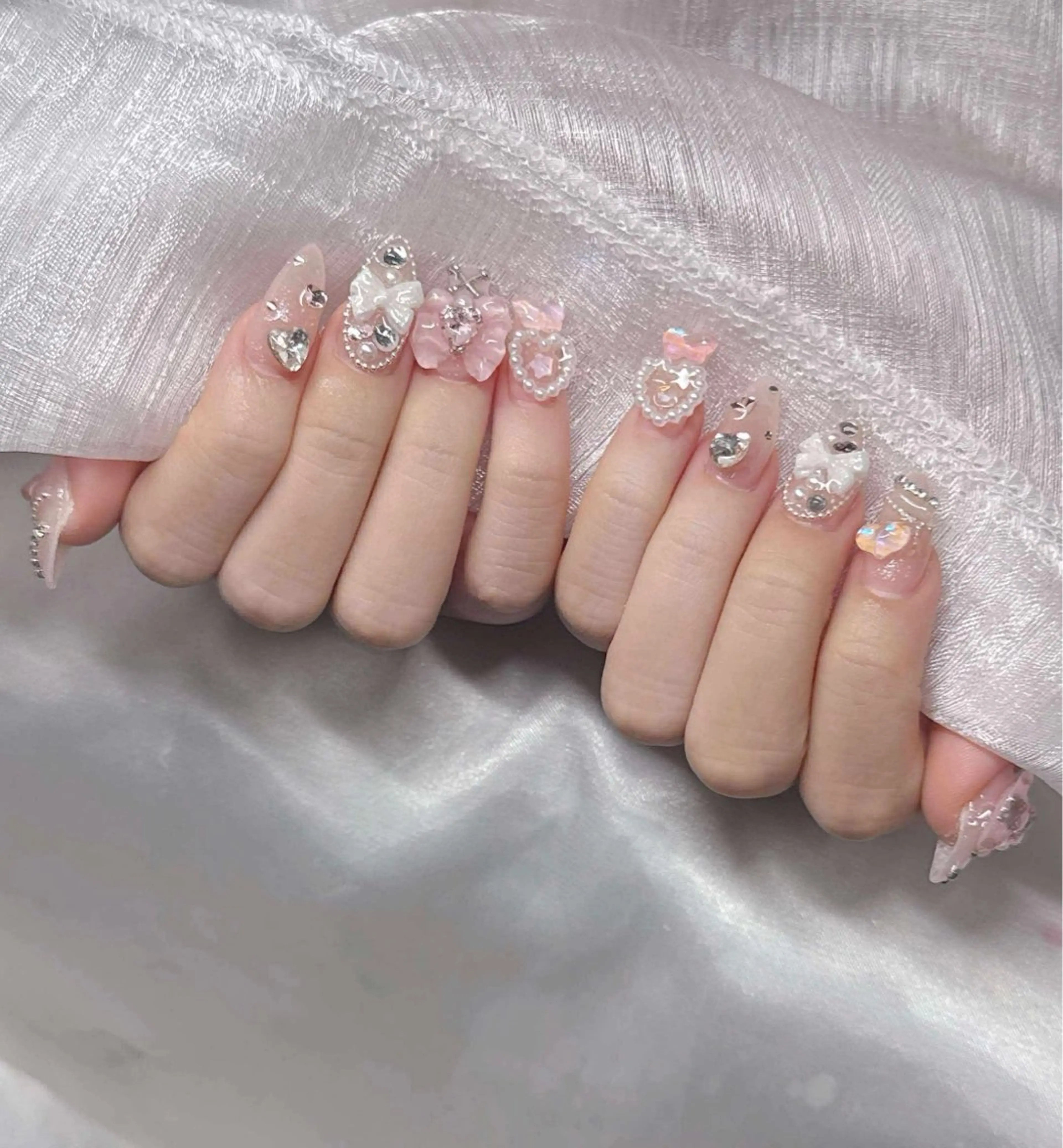 ネイル ハンドネイル Lee Nailsのネイルデザイン