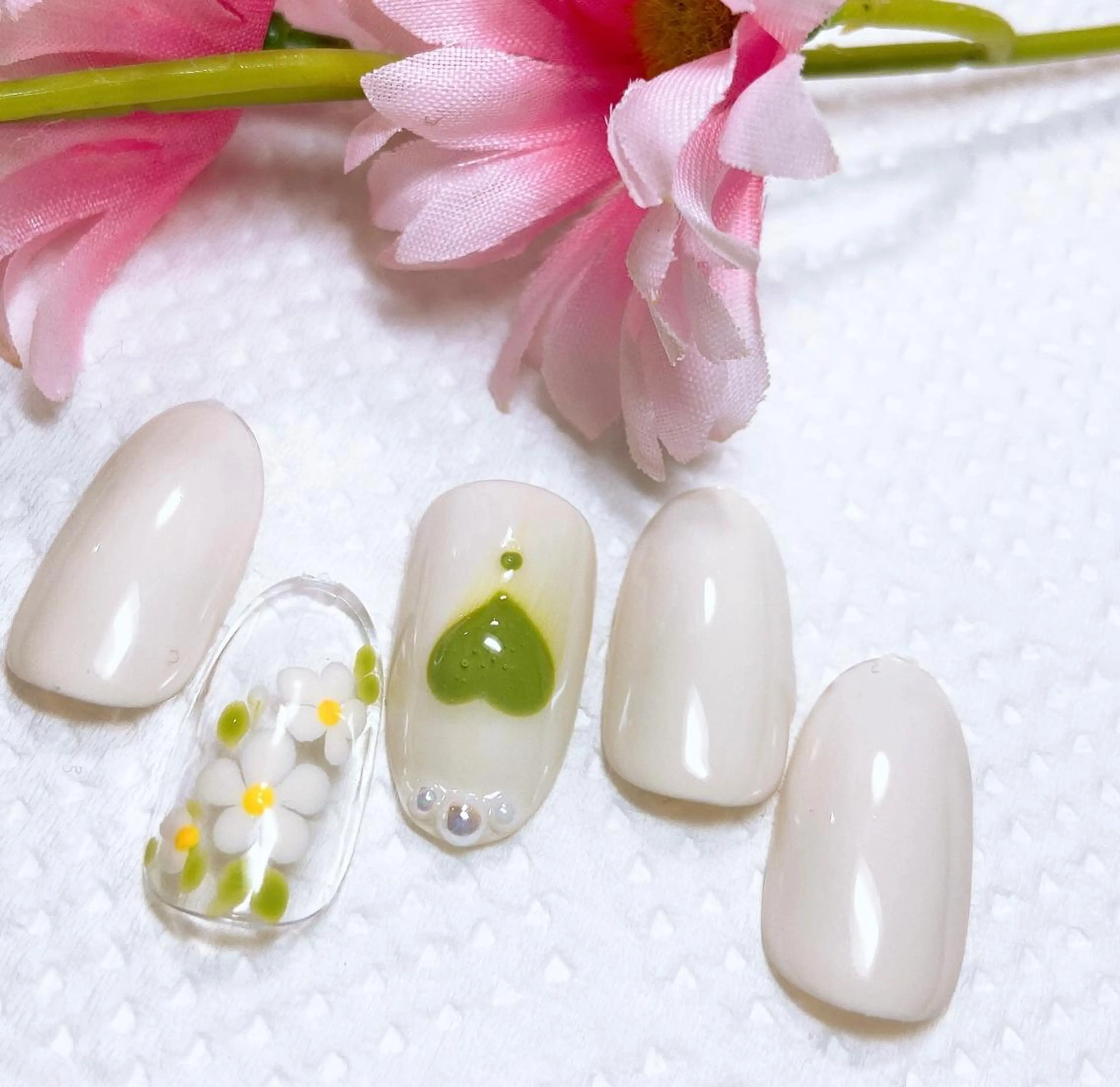 ネイル HandSnail 座間自宅ネイルサロンのネイルデザイン