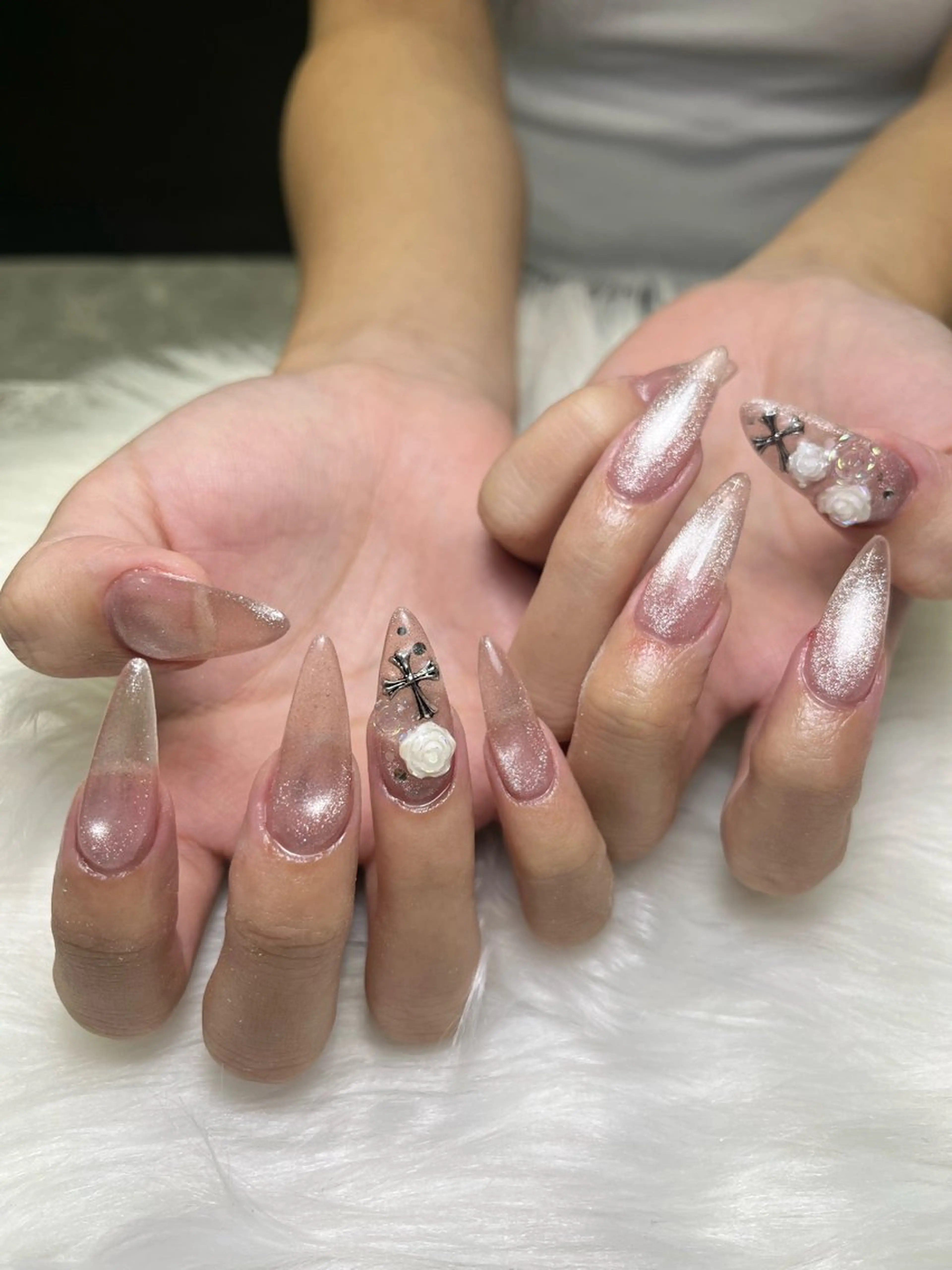 ネイル ハンドネイル フットネイル limo/ kotomiのネイルデザイン