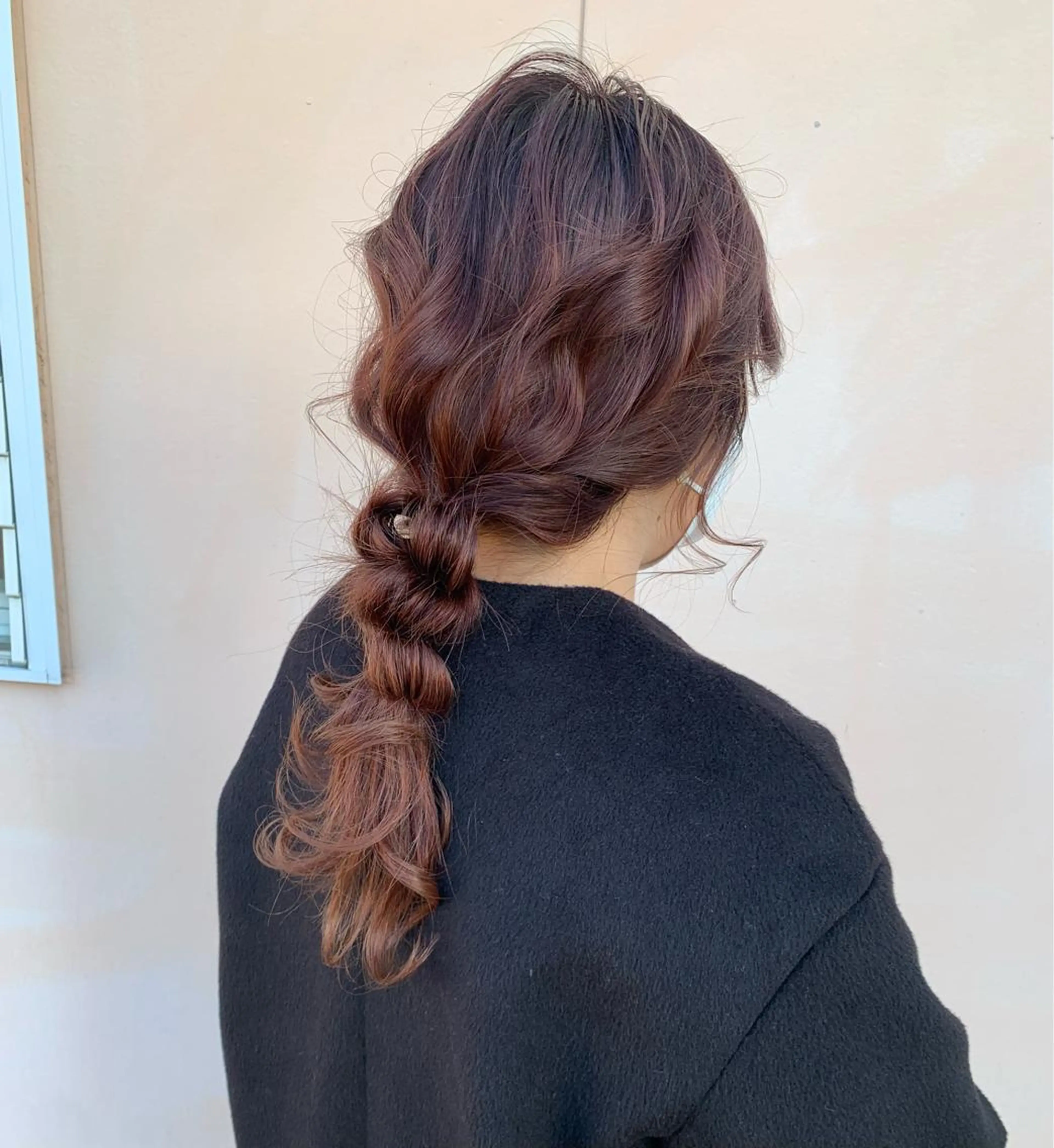 セミロング ヘアアレンジ yui .のヘアスタイル