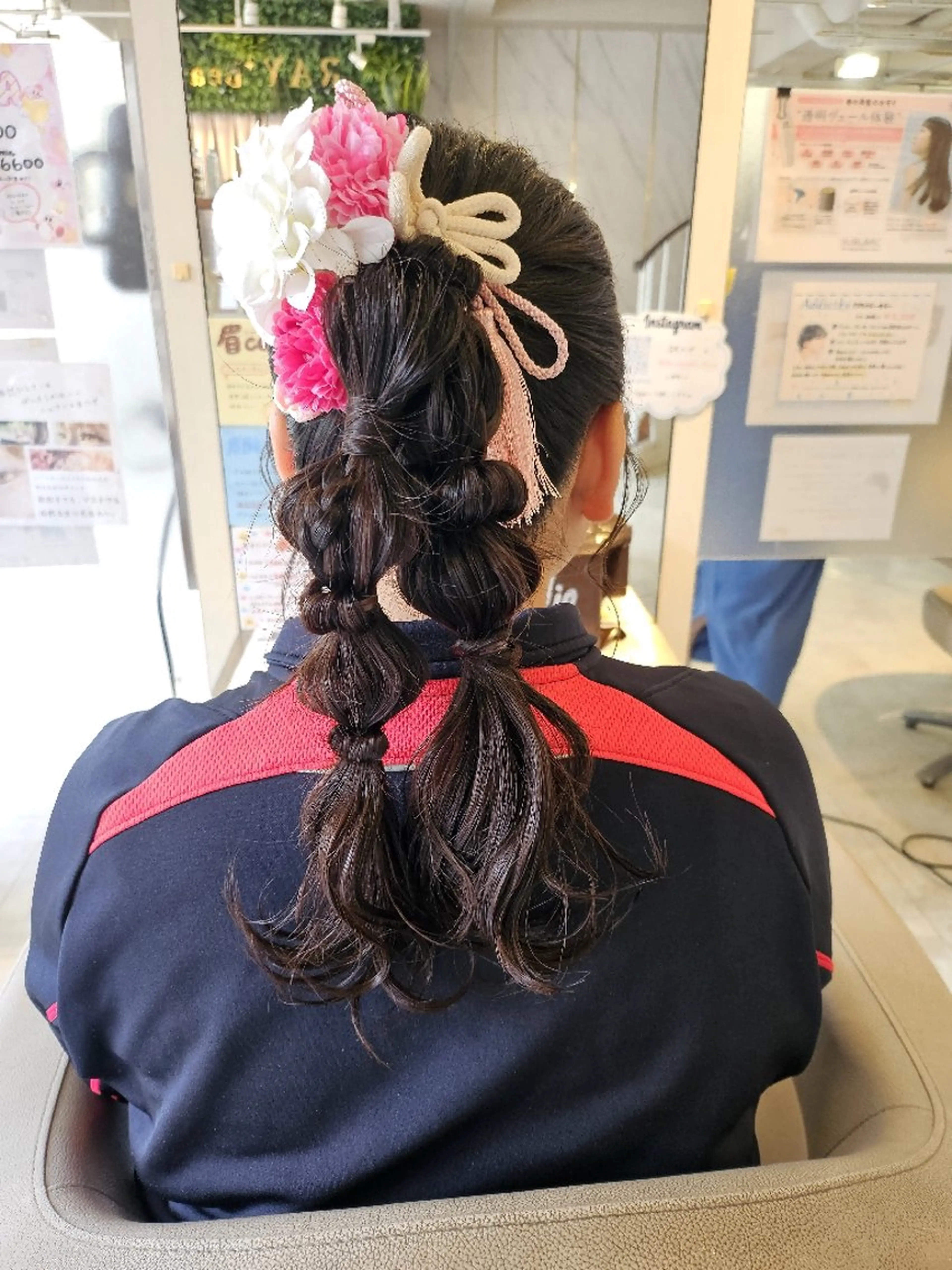 ロング ヘアアレンジ ヘアセット 岡田 奈々のヘアスタイル