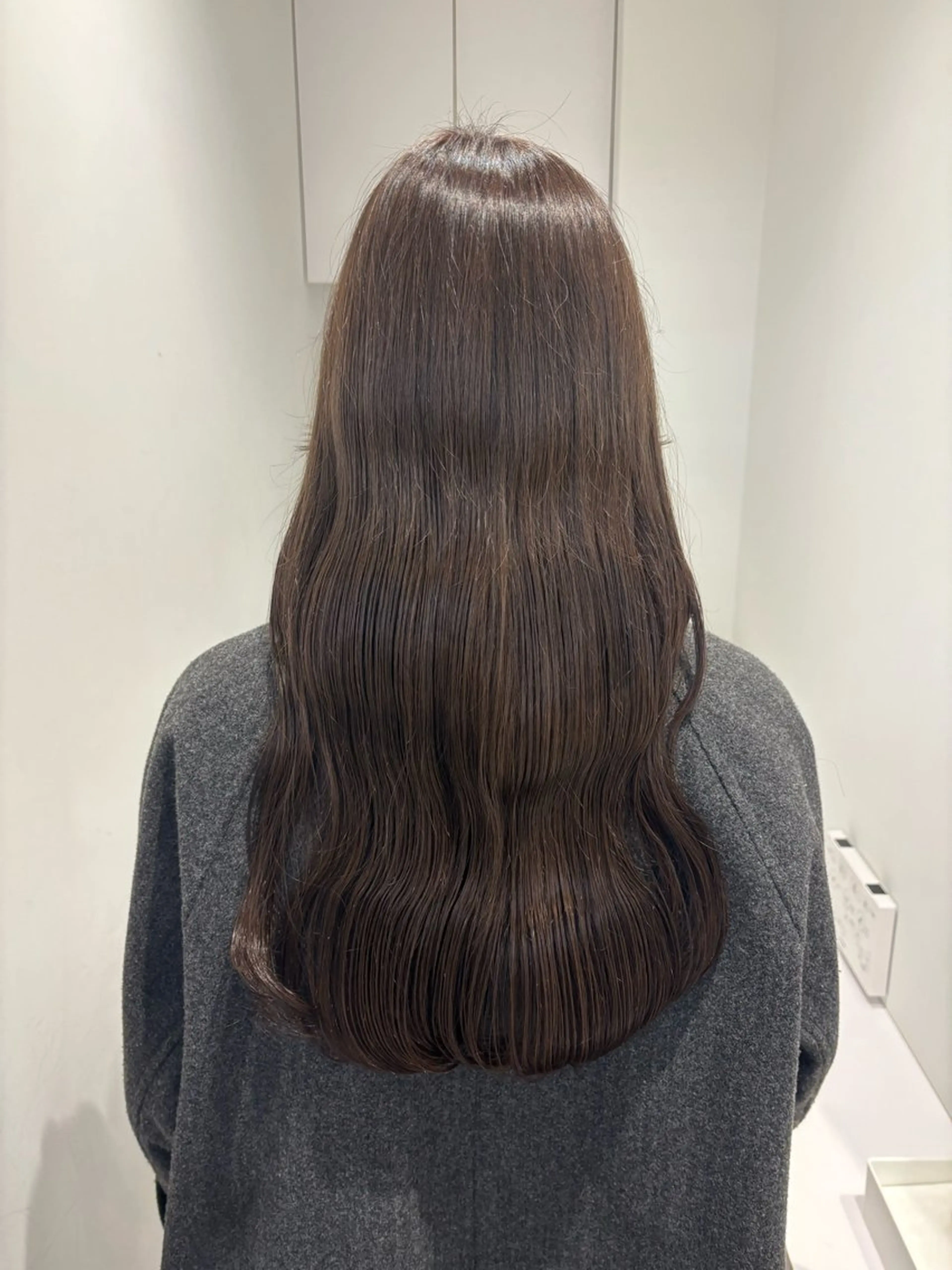 ロング ヘアカラー リン🔔ボブ cut 柔らかベージュ🤎のヘアスタイル