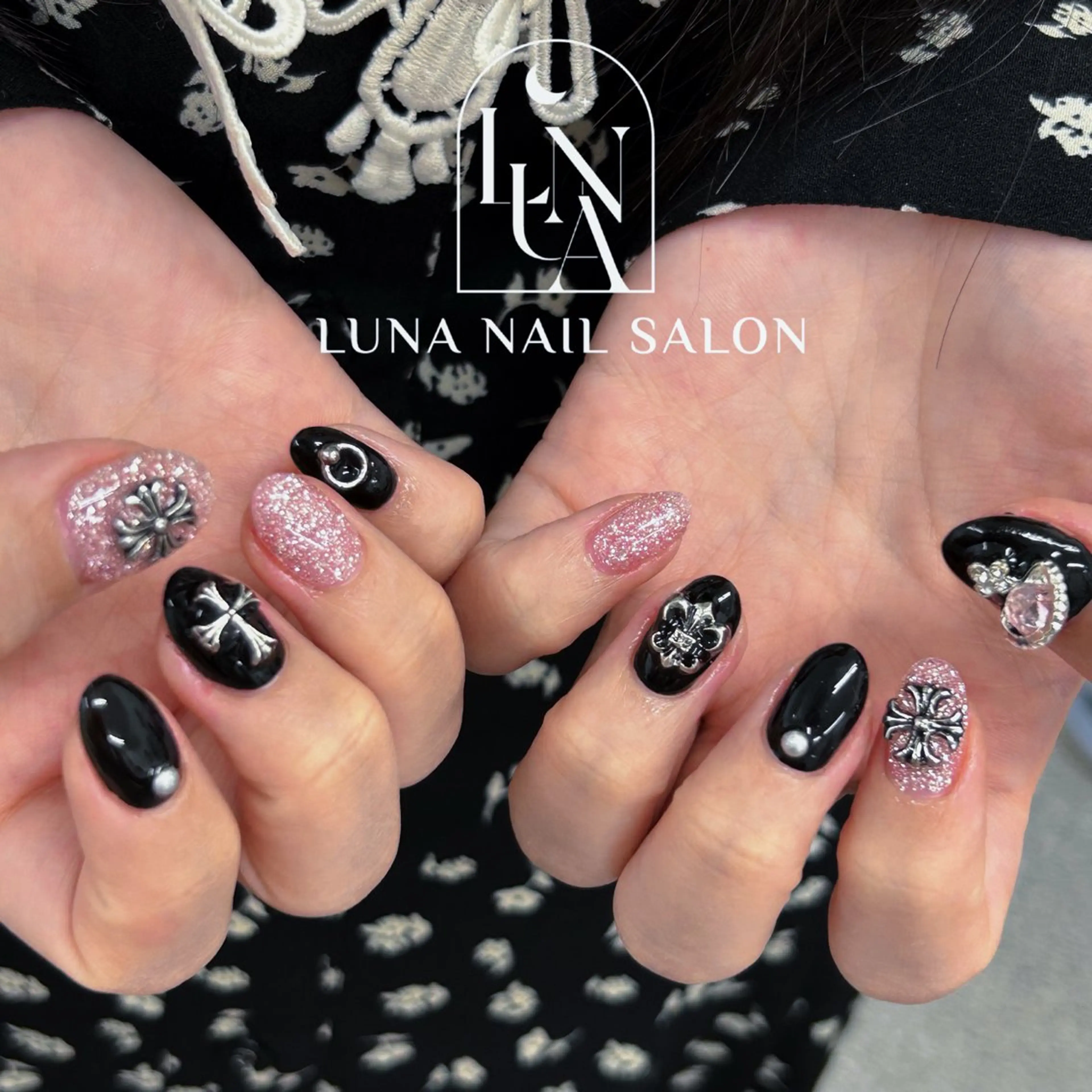 ネイル アートネイル フレンチネイル ジェルネイル ガラスフレンチ 韓国ネイル ハンドネイル フットネイル ハンドケア LUNA Nail salon💕のネイルデザイン