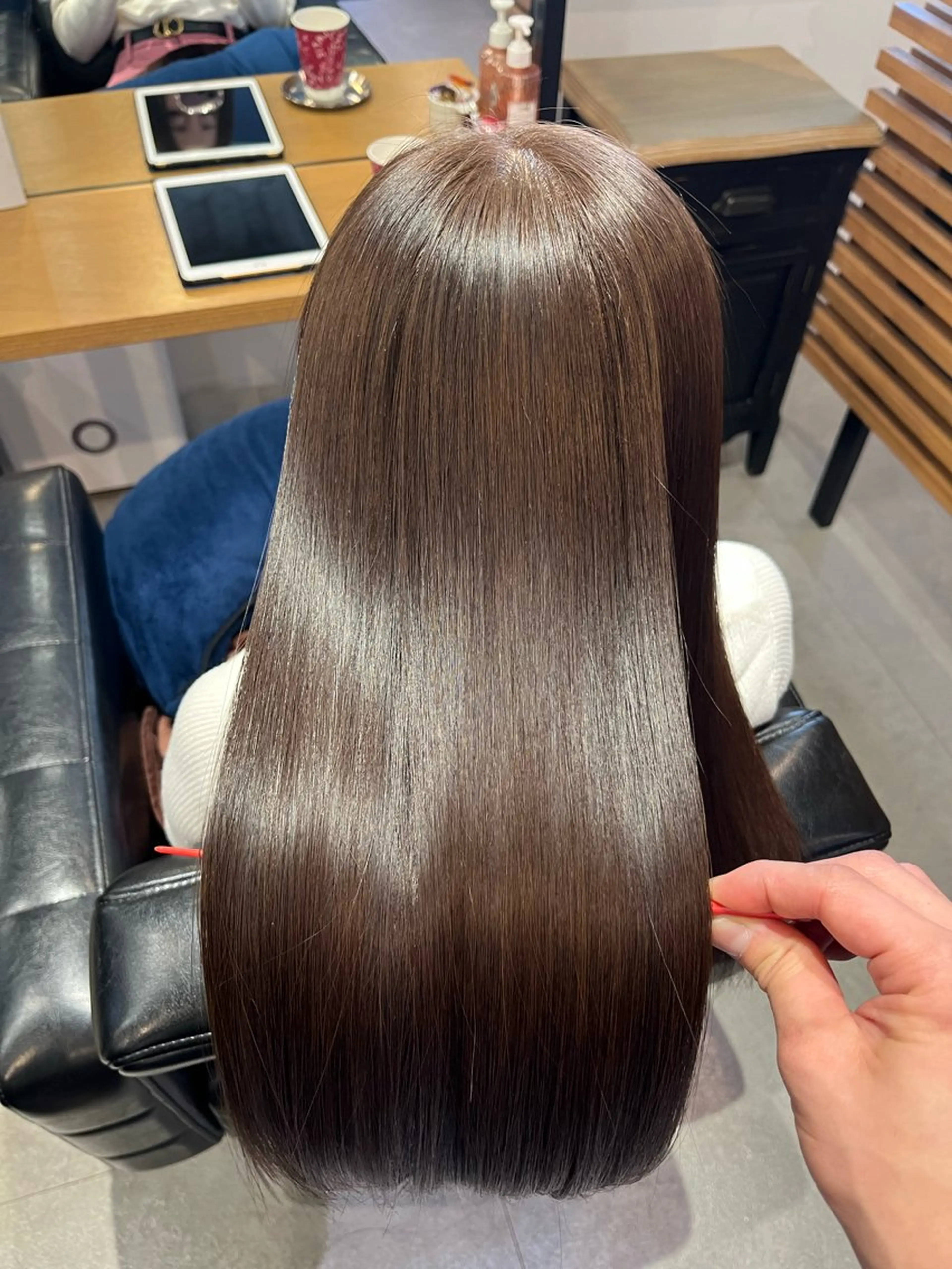 ロング 髪質改善 縮毛矯正 トリートメント 酸熱トリートメント ヘアカラー トリートメント 髪質改善ヘアエステサロンLIFE所属・🌈髪質改善専門🌈 神田 達也のヘアスタイル