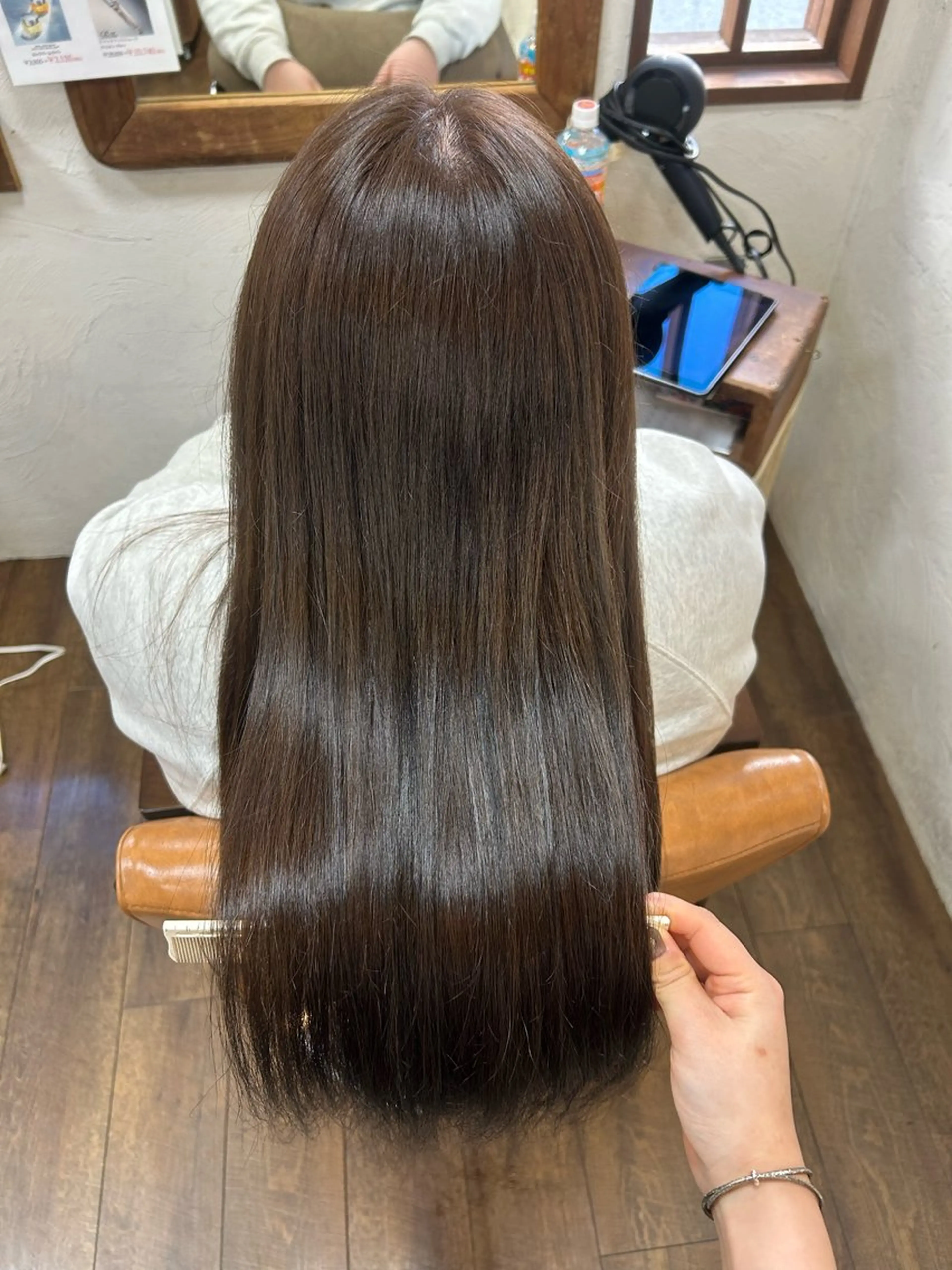 ロング カラー アッシュ アッシュグレー アッシュグレージュ グレージュ ヘアカラー 徳永　髪質改善 縮毛矯正のヘアスタイル