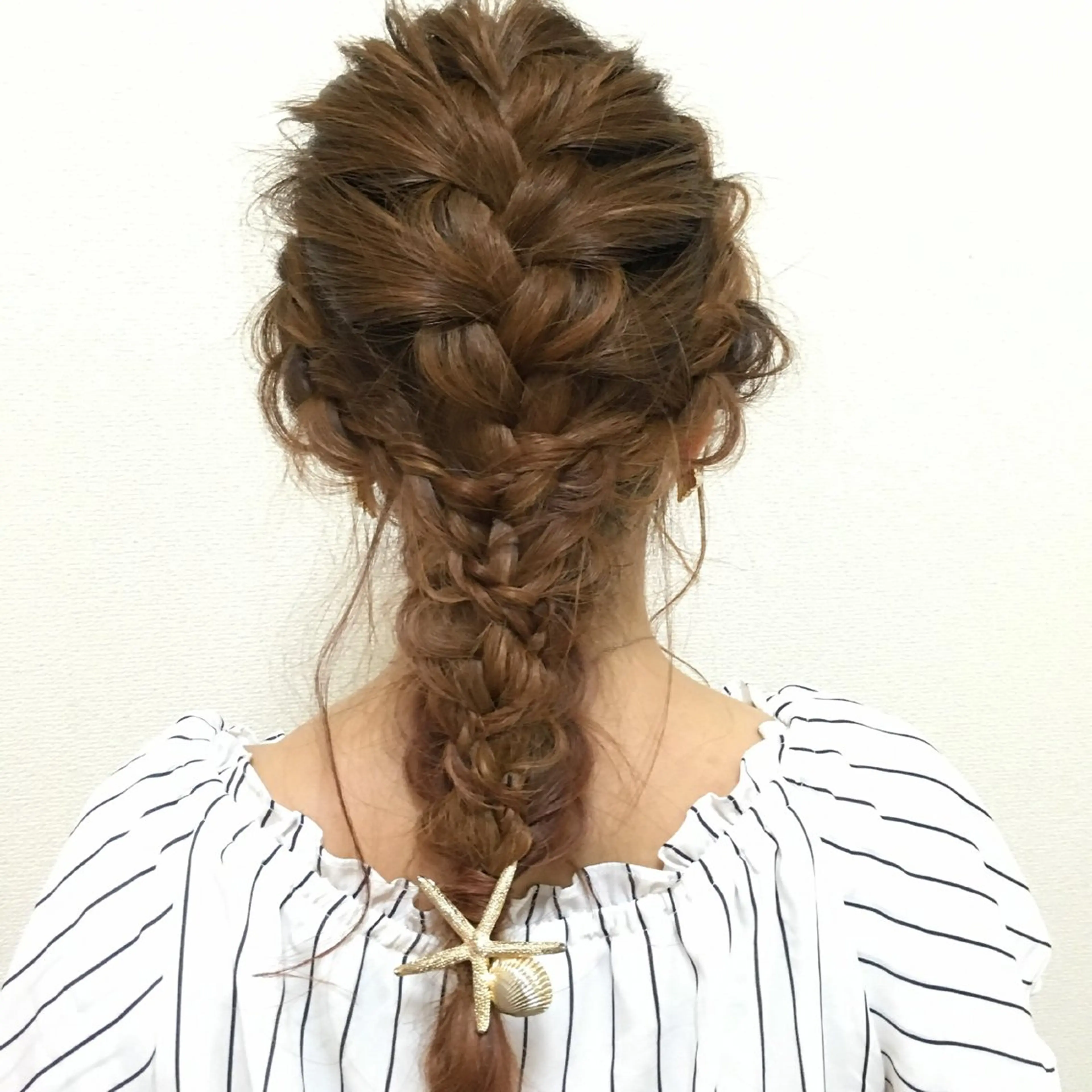 カラー ヘアアレンジ 塚本 昂のヘアスタイル