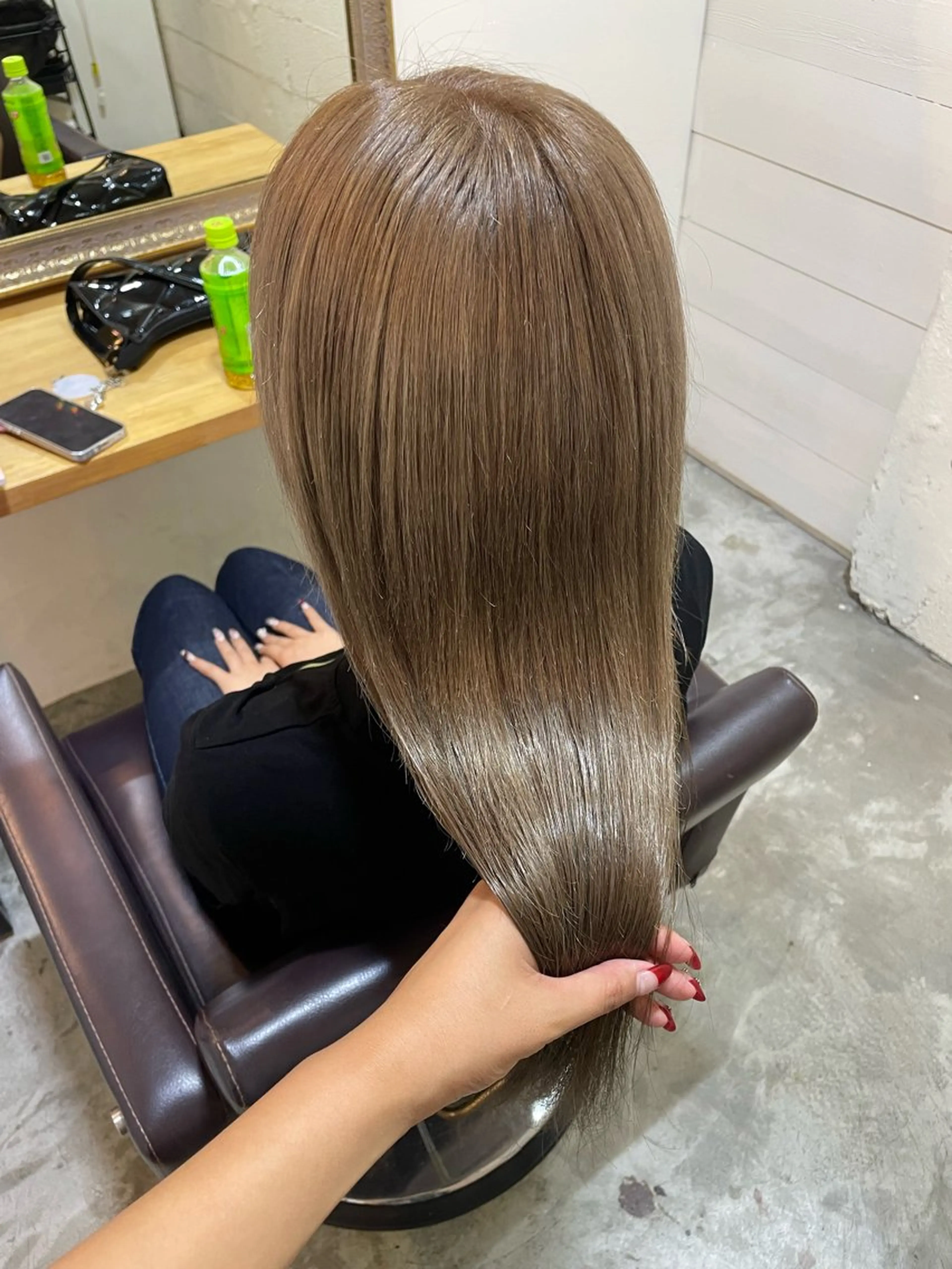 ロング カラー 艶カラー｜透明感 カラー｜レイヤーのヘアスタイル