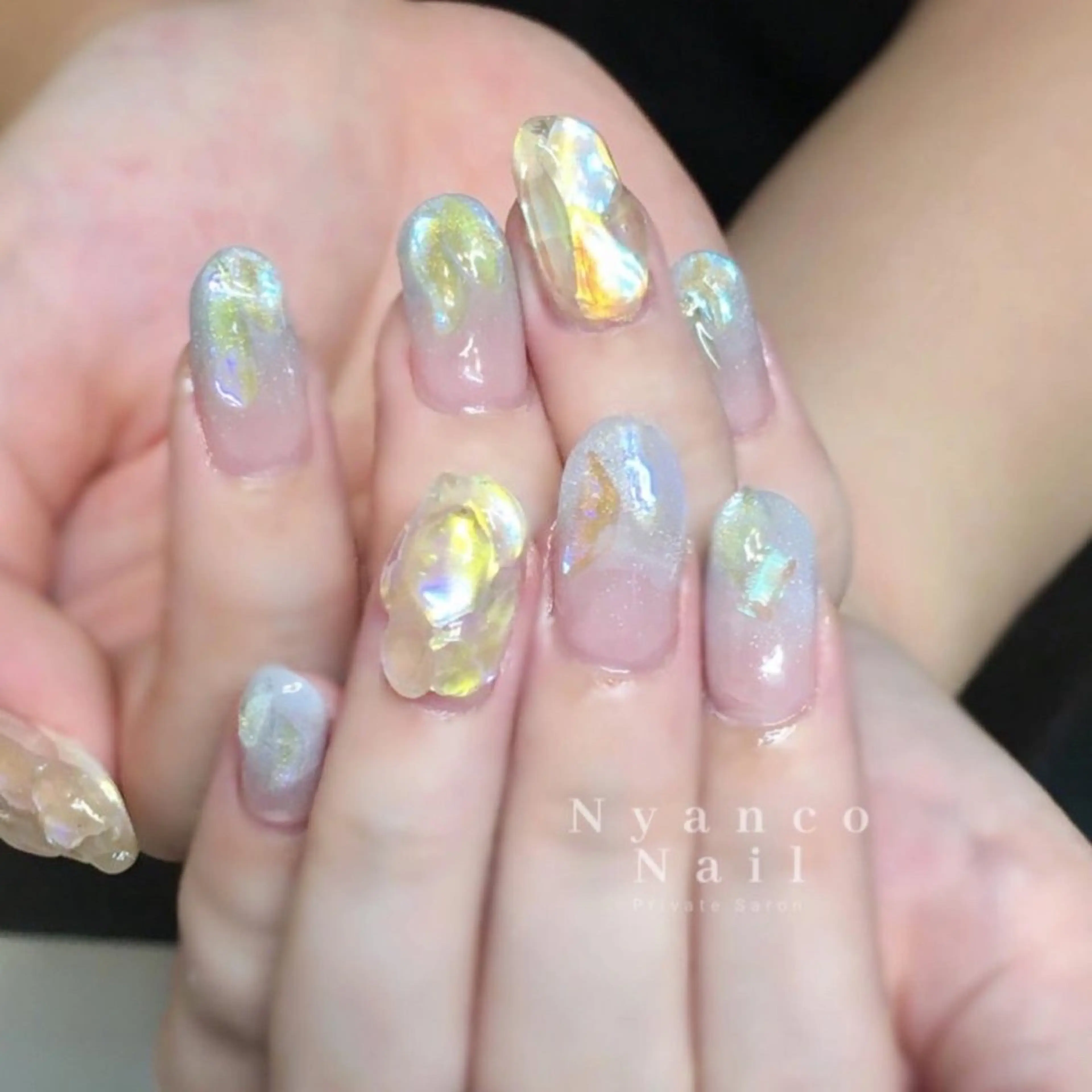 ネイル オーロラネイル ジェルネイル 氷ネイル・うるうるネイル ワンホンネイル Nyanco Nailのネイルデザイン