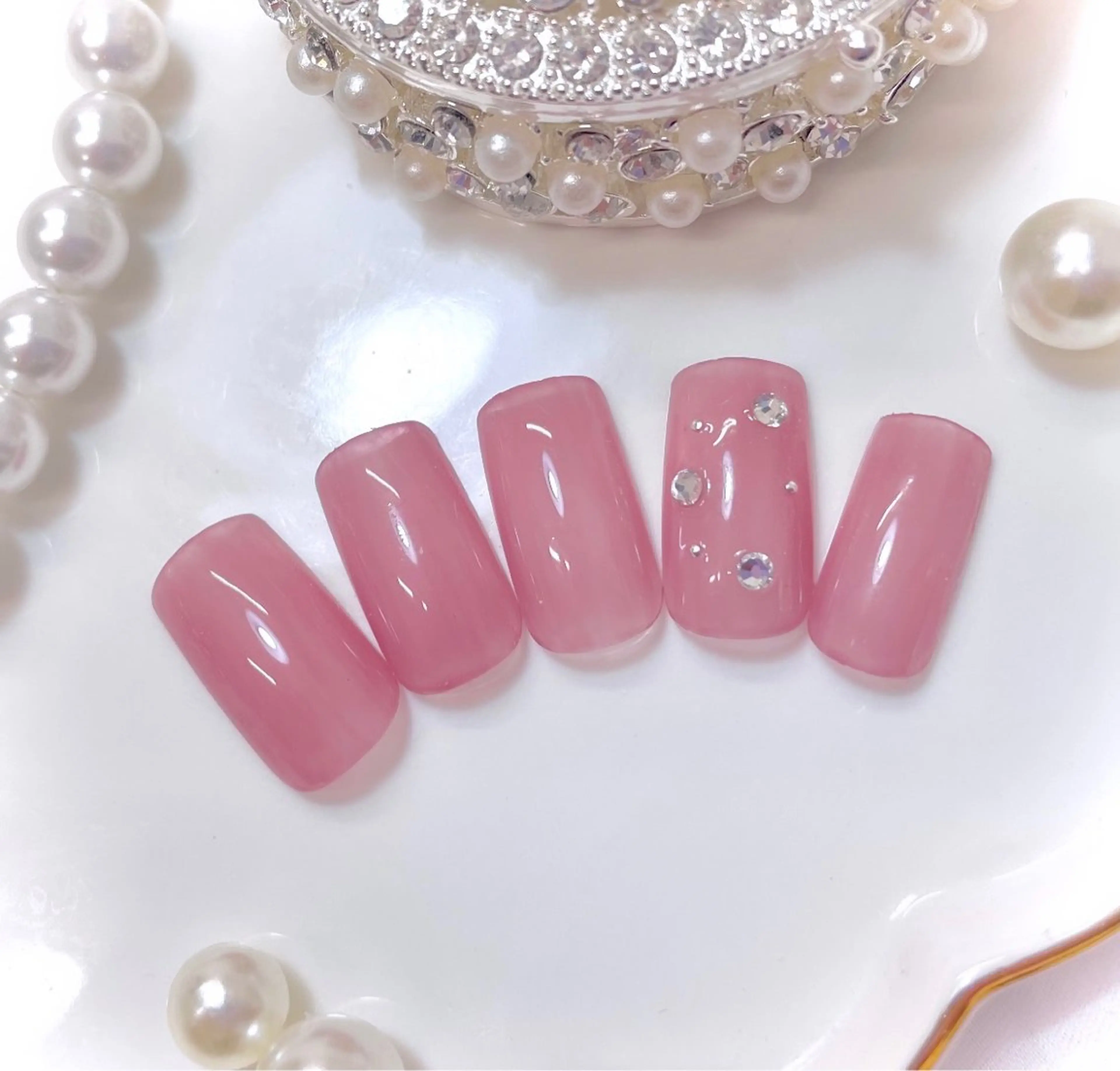 ネイル Nail salon s.k.所属・Nailist. emiのネイルデザイン