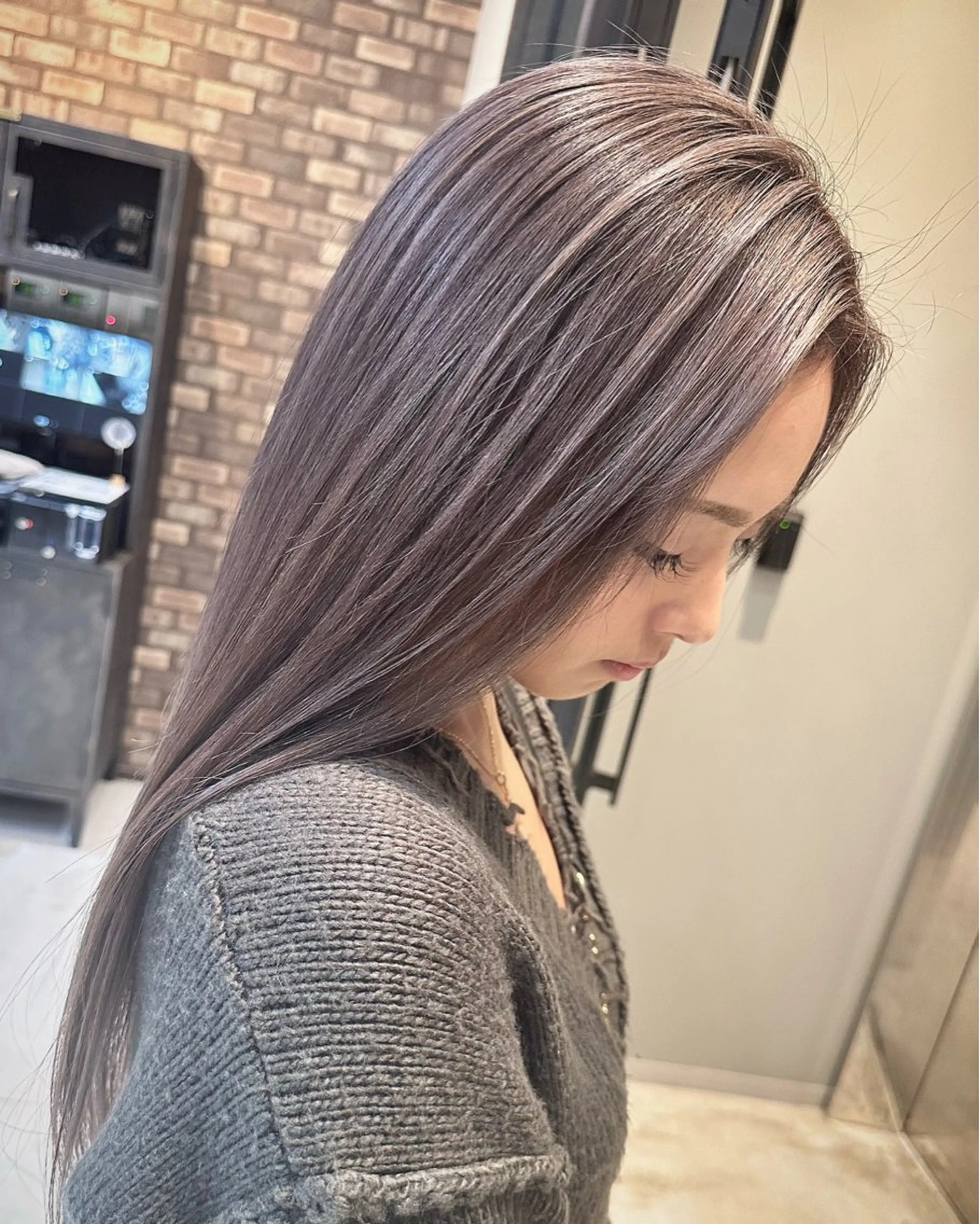 ロング 🔷ブリーチバレイヤ ージュ🔷飯野達也のヘアスタイル