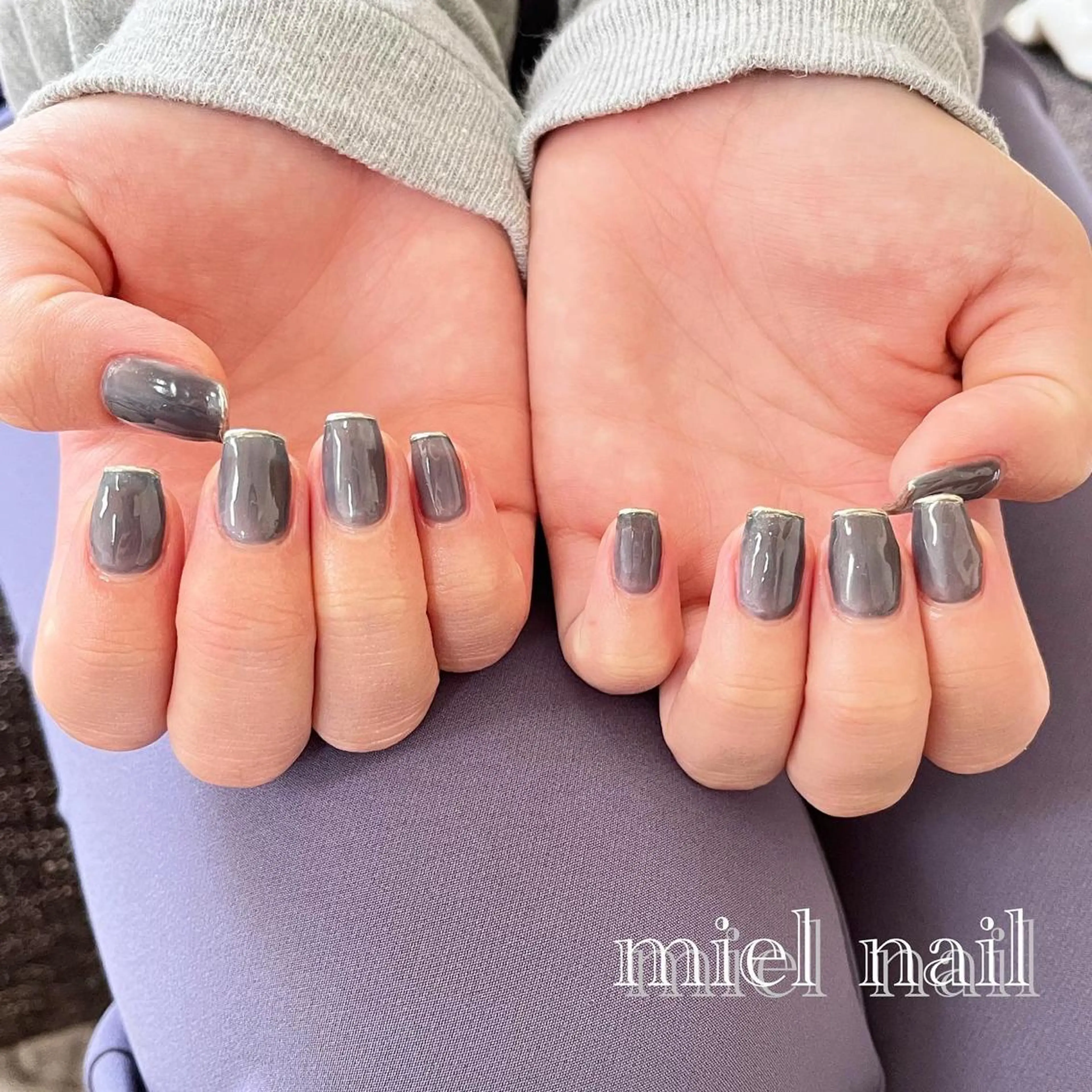 ネイル ミラーネイル ネイビー シンプルネイル ハンドネイル miel nailのネイルデザイン
