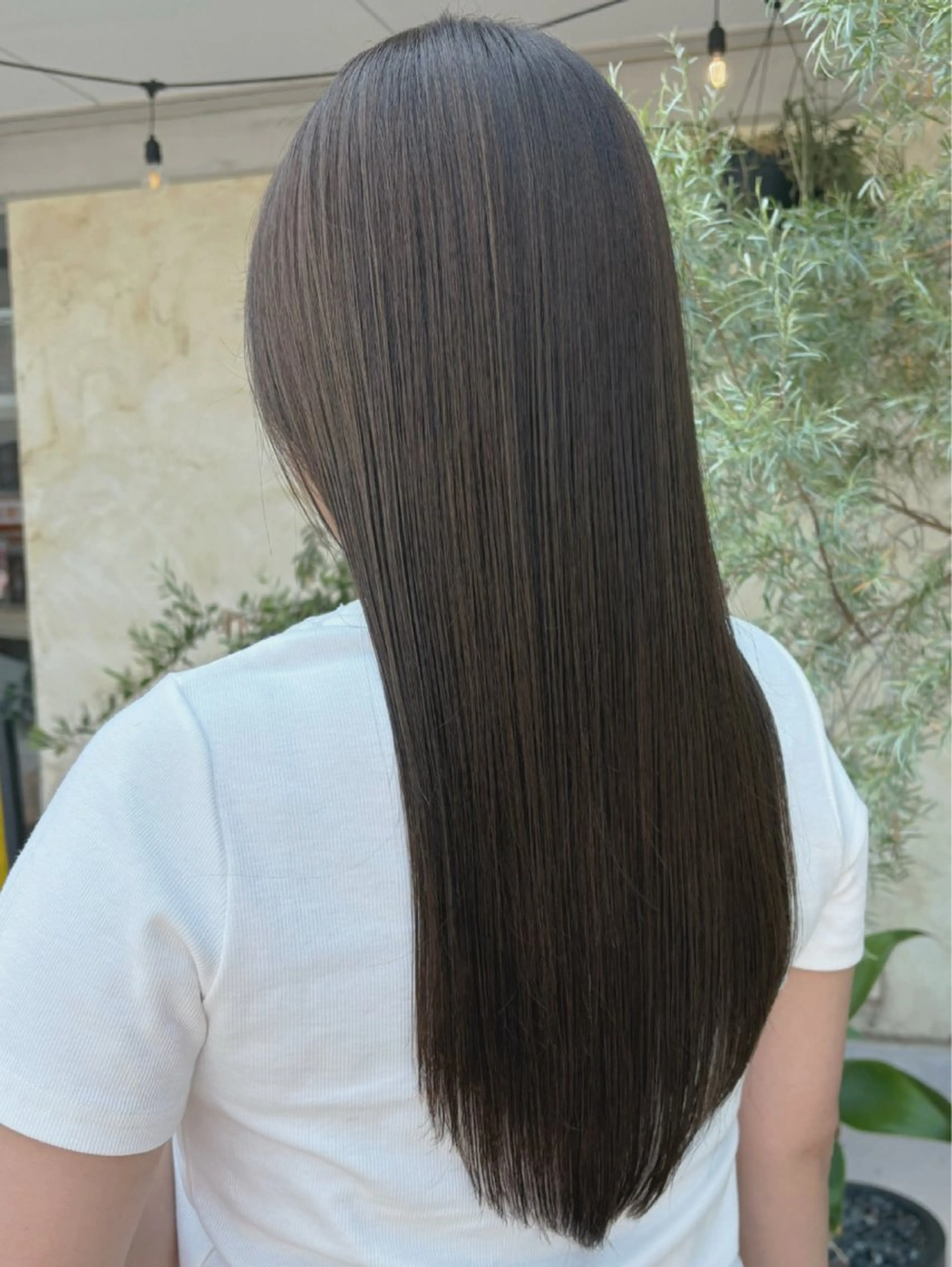 ロング 有岡 陽菜のヘアスタイル