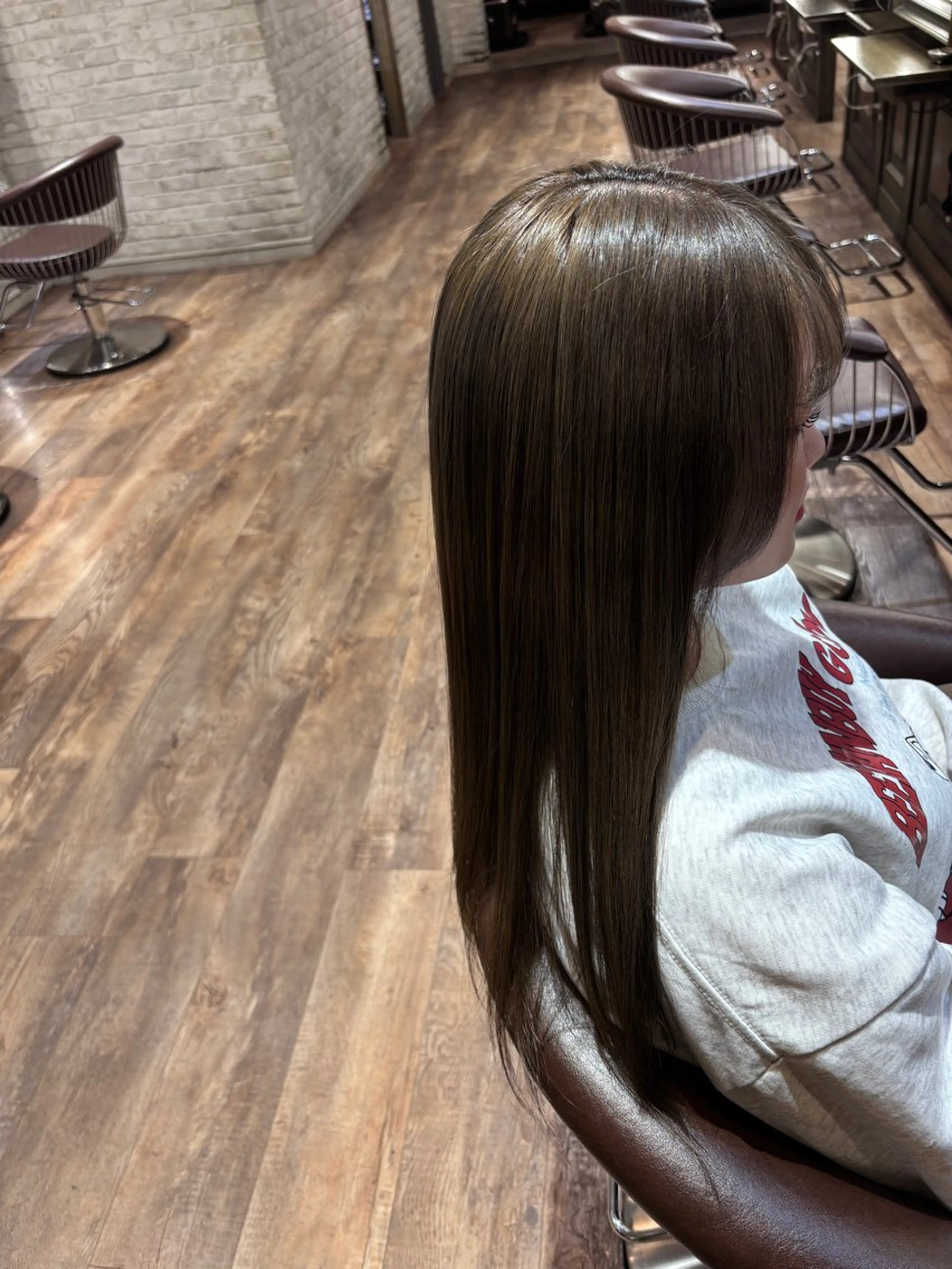 ロング Cloe仙台🌟 佐藤アミカのヘアスタイル