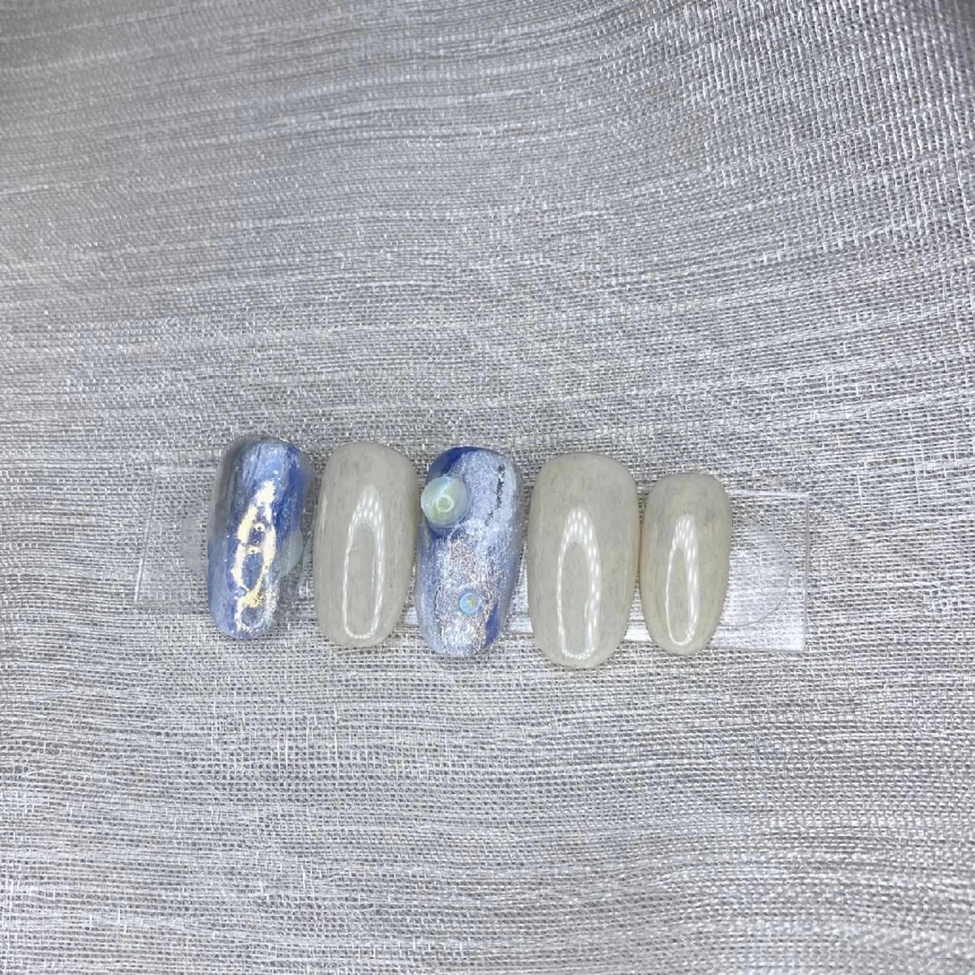 ハンドネイル 501 naillのネイルデザイン