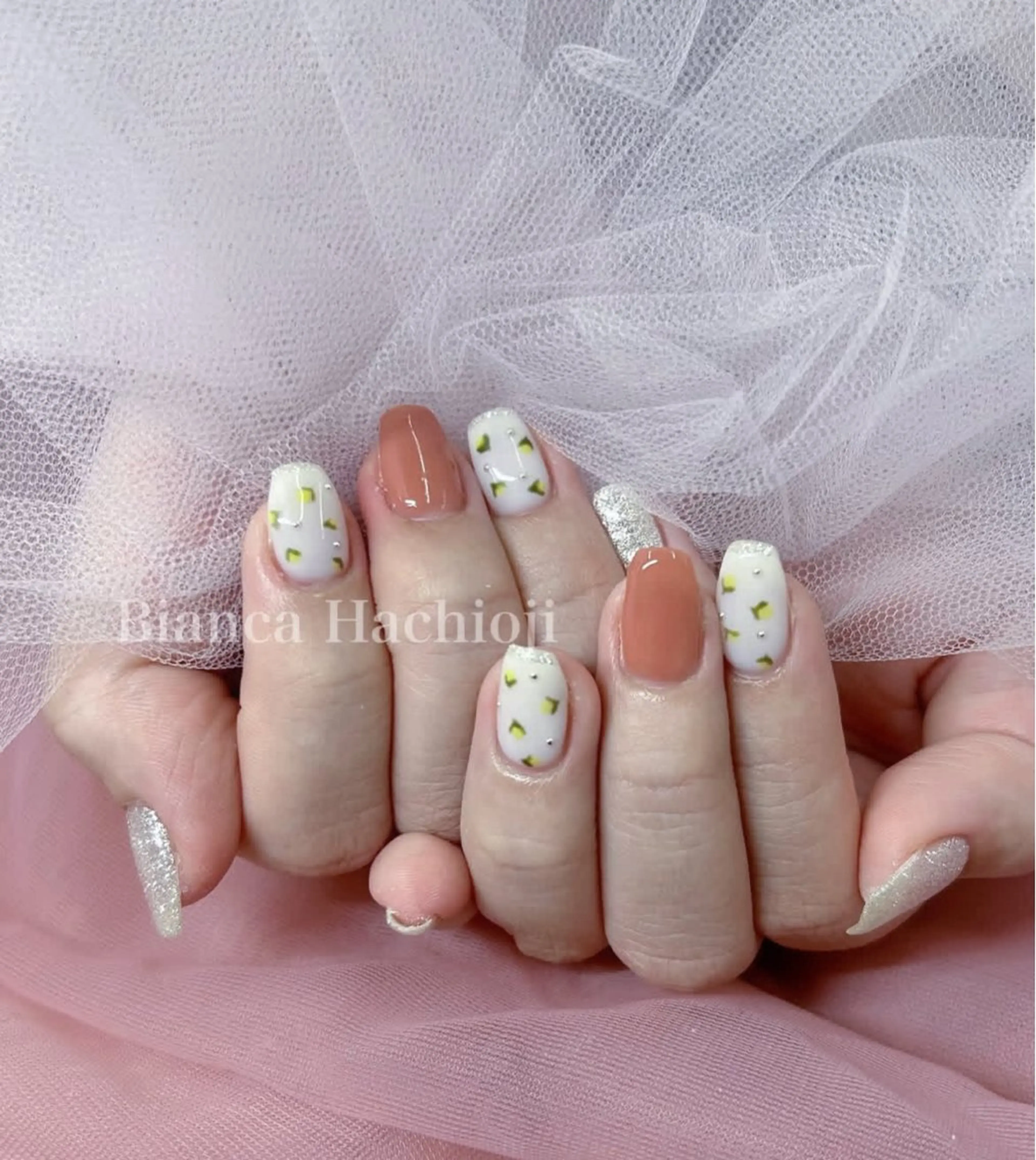 ネイル 𝑌𝑈𝑈𝐾𝐴 /ワンホン/量産型のネイルデザイン