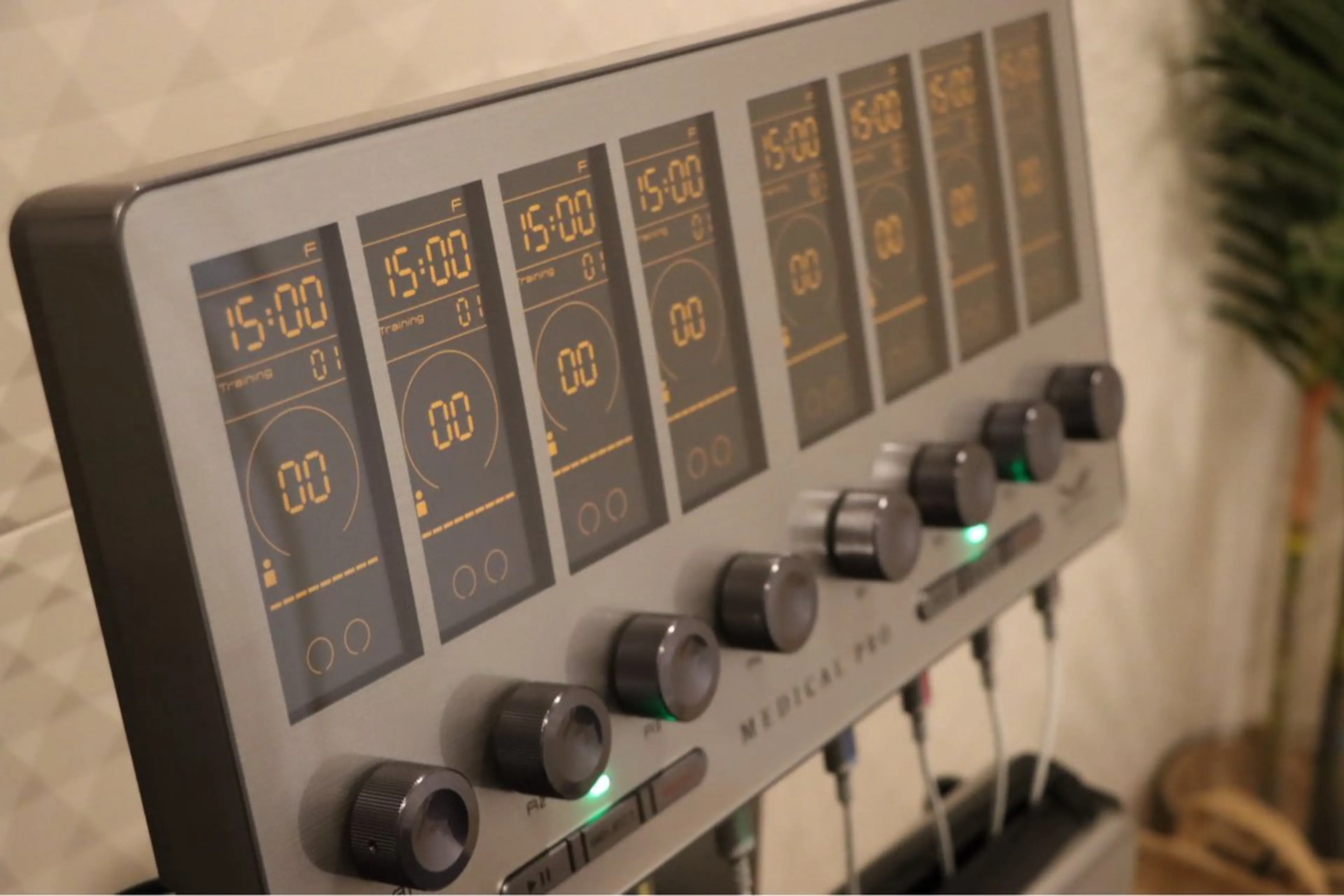 【💪楽トレ💪】病院や専門院でしか体感できない、施術メニュー！　《寝てるだけ》で全身筋トレ/運動不足解消！の写真