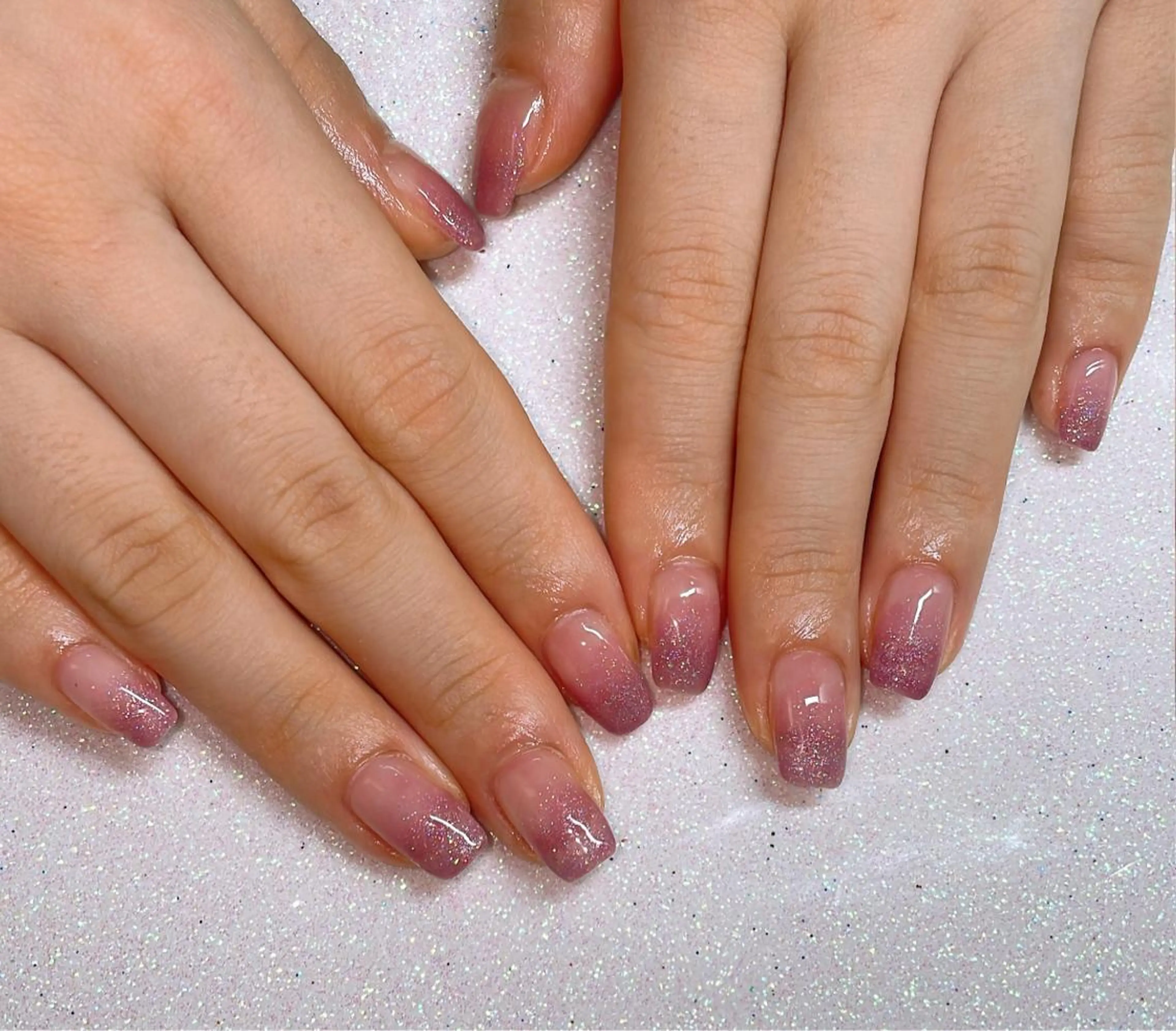 ネイル VIERU 🌈🎀💖のネイルデザイン