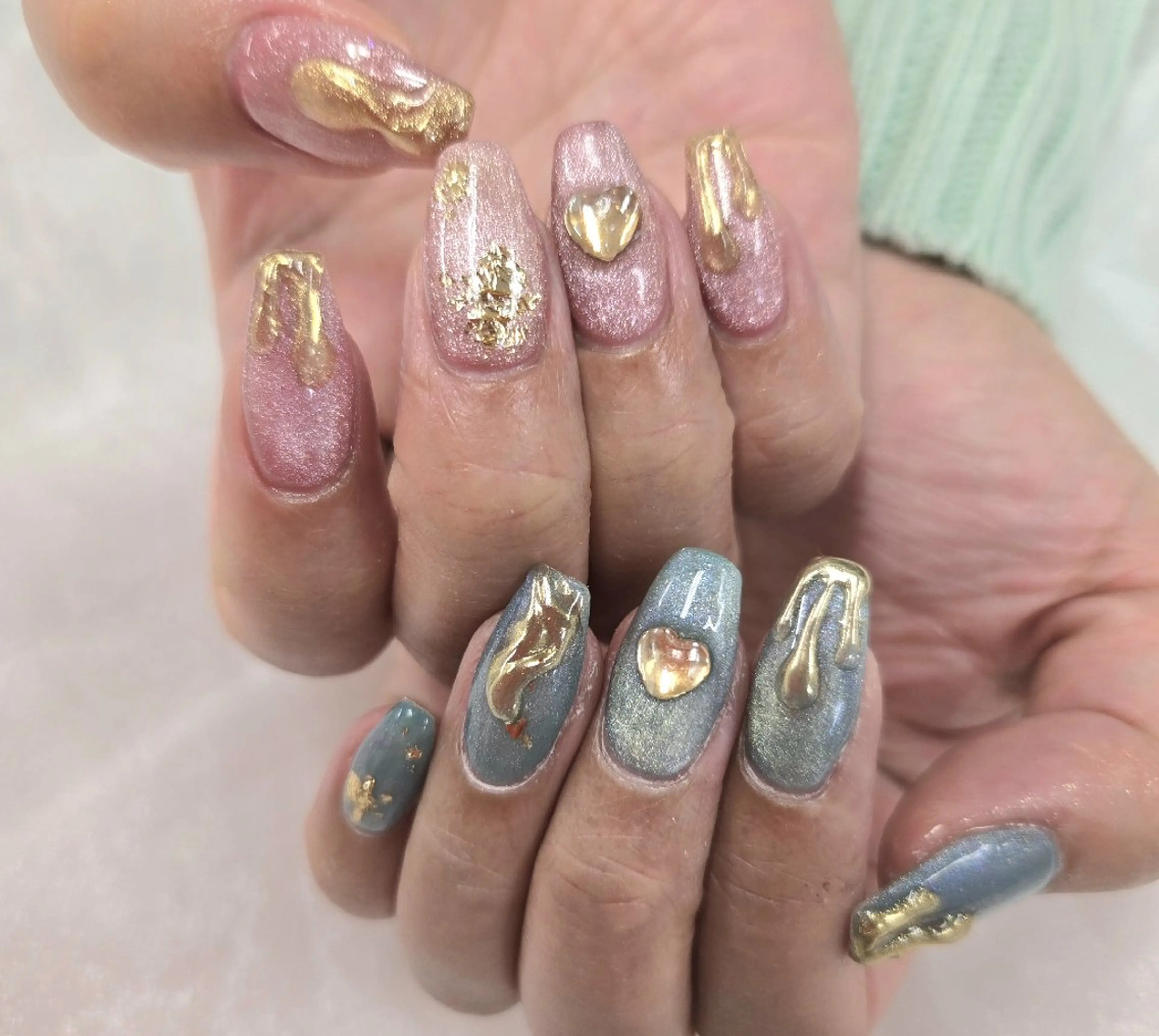 ネイル アートネイル オーロラネイル チークネイル ジェルネイル グラデーション ハンドネイル スカルプ指名No.1 河野　雑誌掲載サロンのネイルデザイン