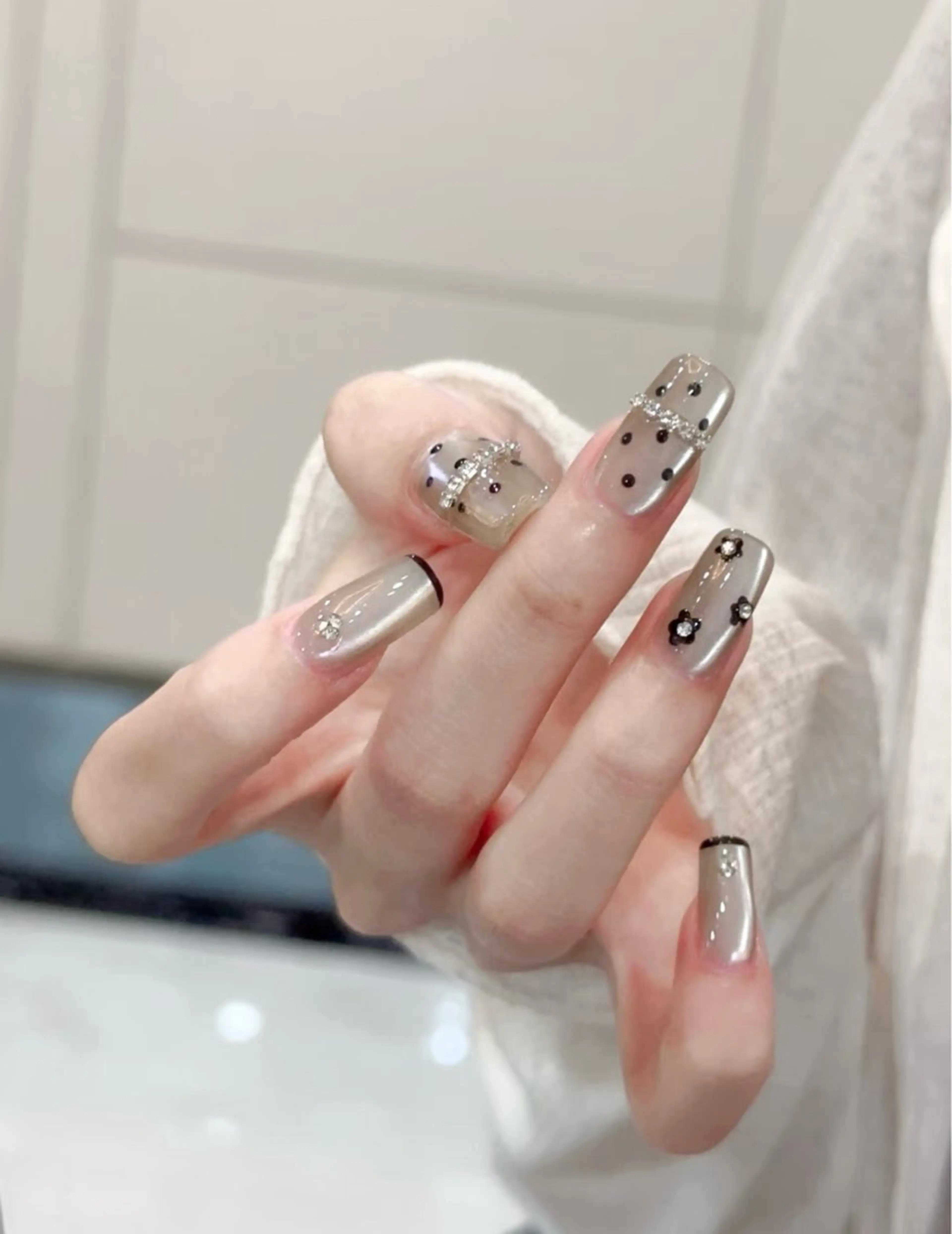 ネイル ハンドネイル 🎀 NaNa_nailのネイルデザイン