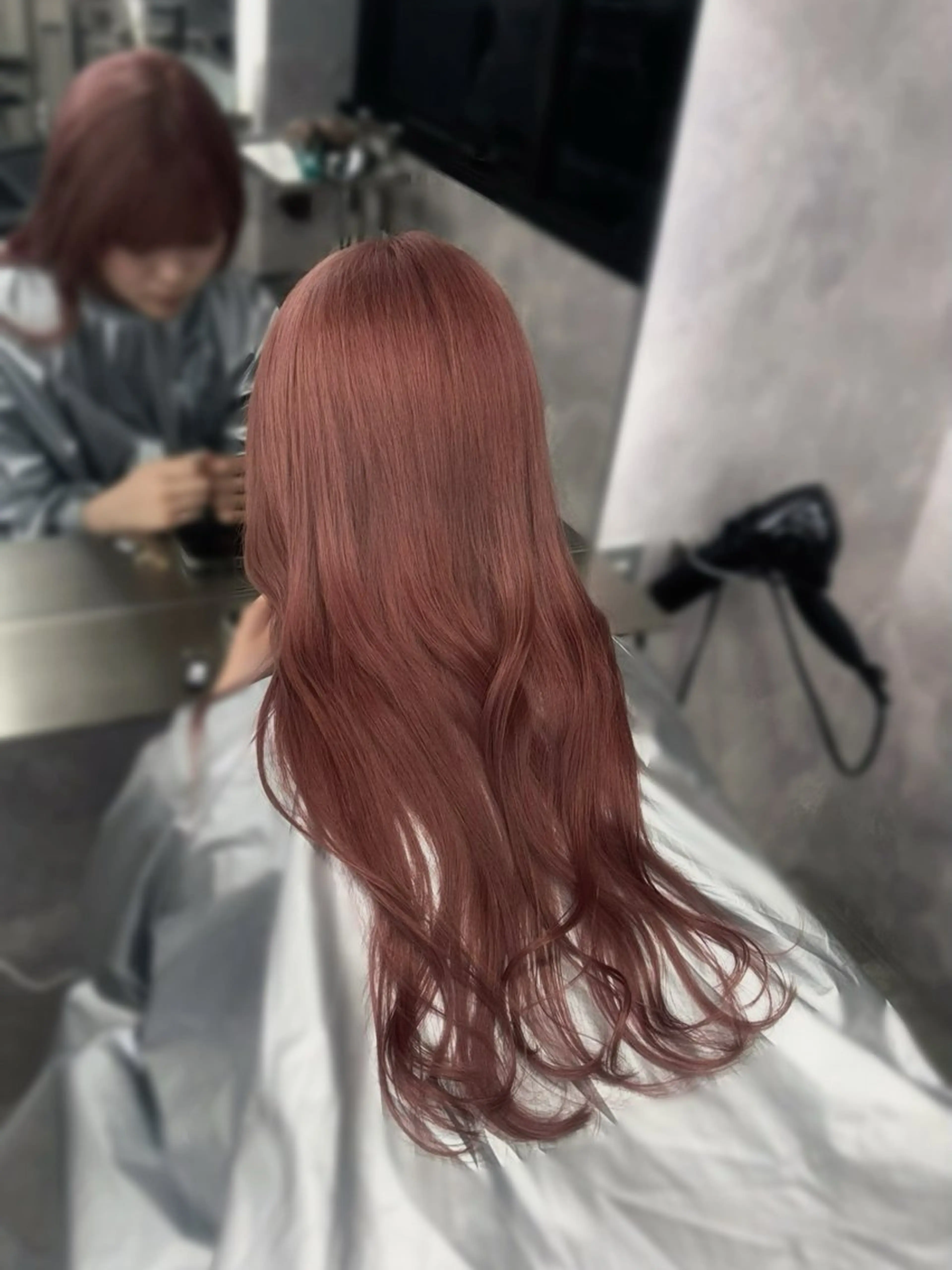 ロング カラー ベージュカラー ブリーチ ピンクカラー ピンクベージュ ヘアカラー ミント/千葉 /モデル募集中のヘアスタイル
