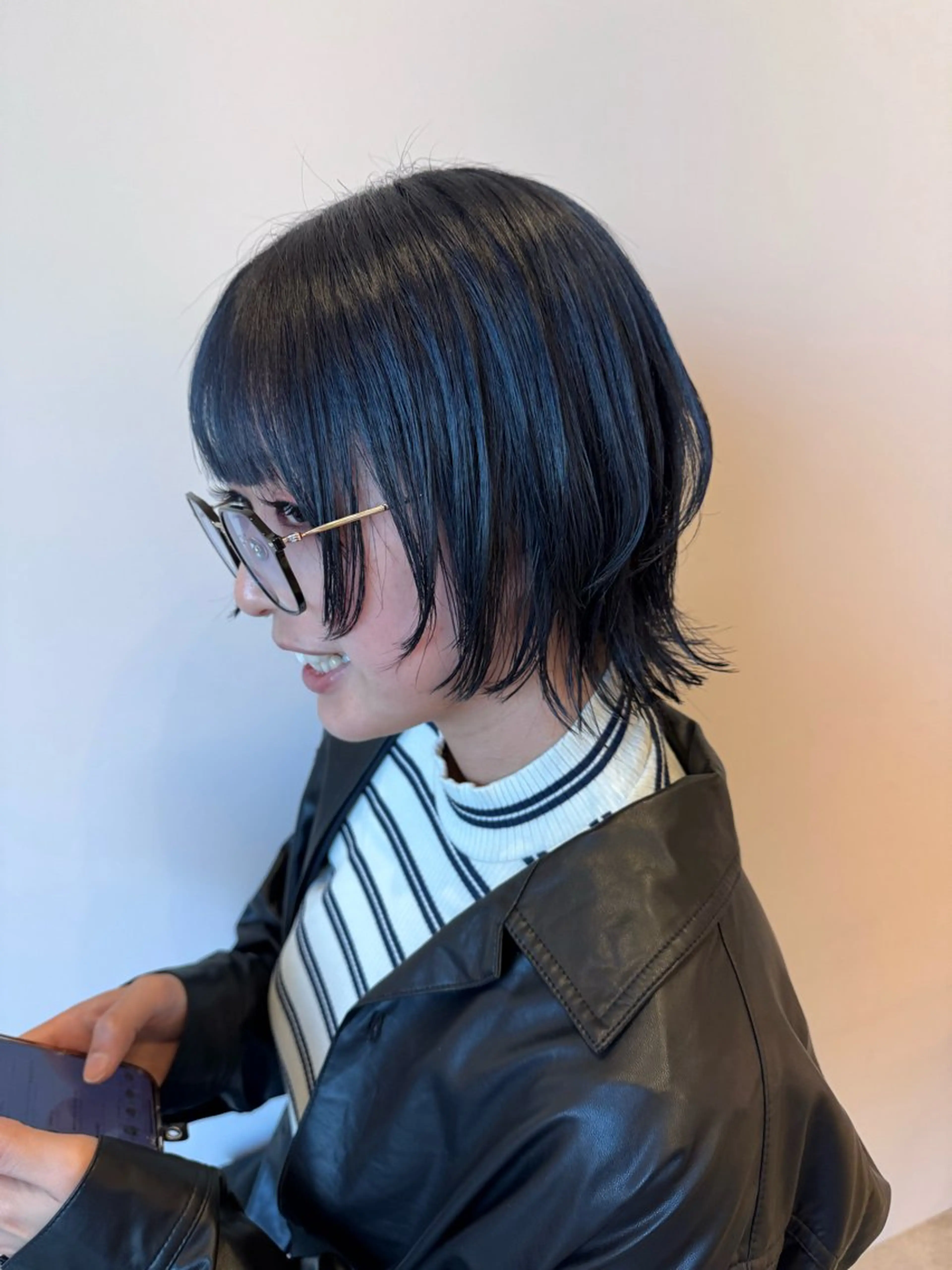 ミディアム カット ヘアカラー トリートメント 秋元 菜摘のヘアスタイル