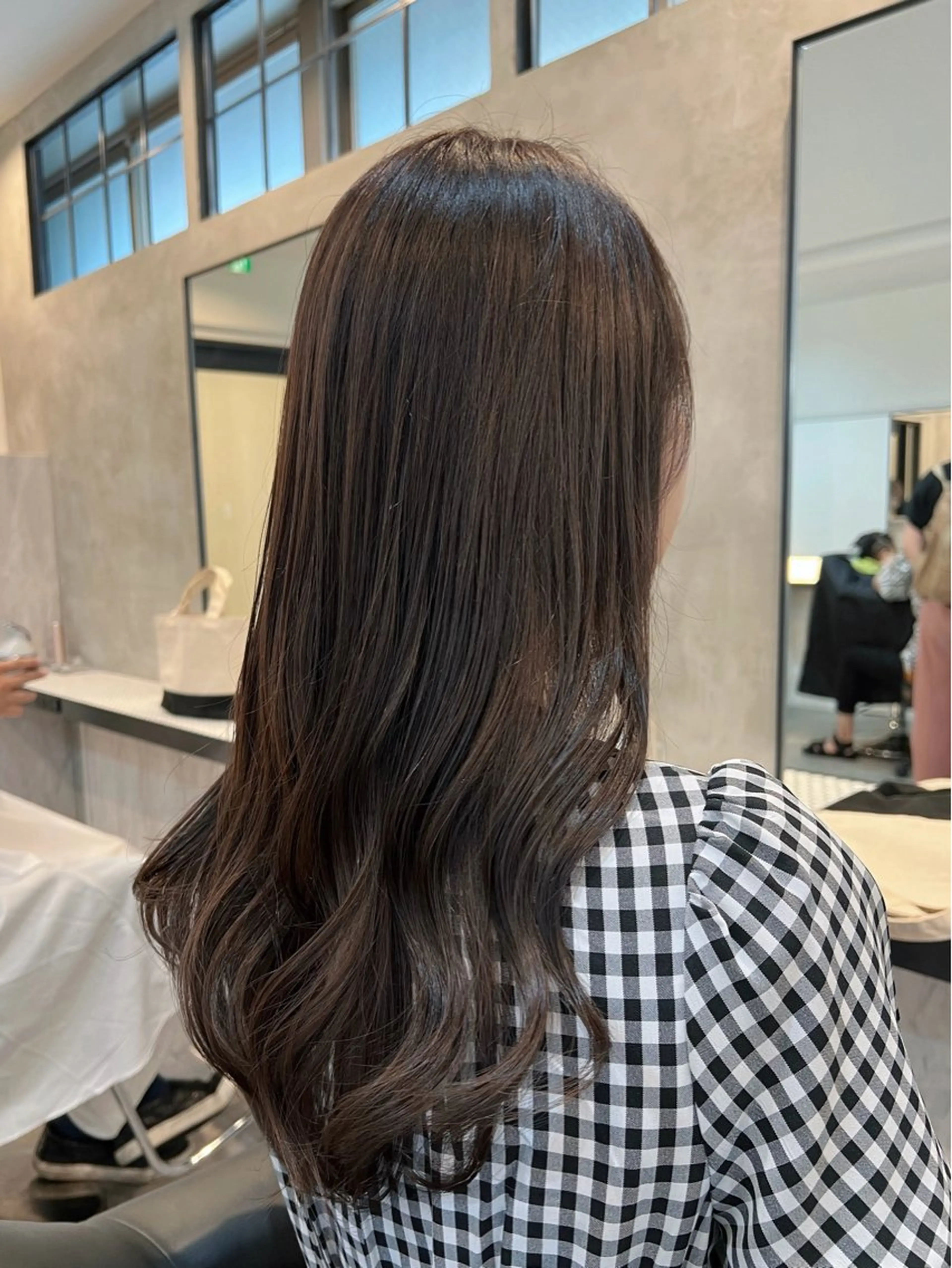 ロング カラー グレージュ ラベンダーカラー ラベンダーグレージュ ラベンダーグレー カット ヘアカラー 工藤 梨花のヘアスタイル