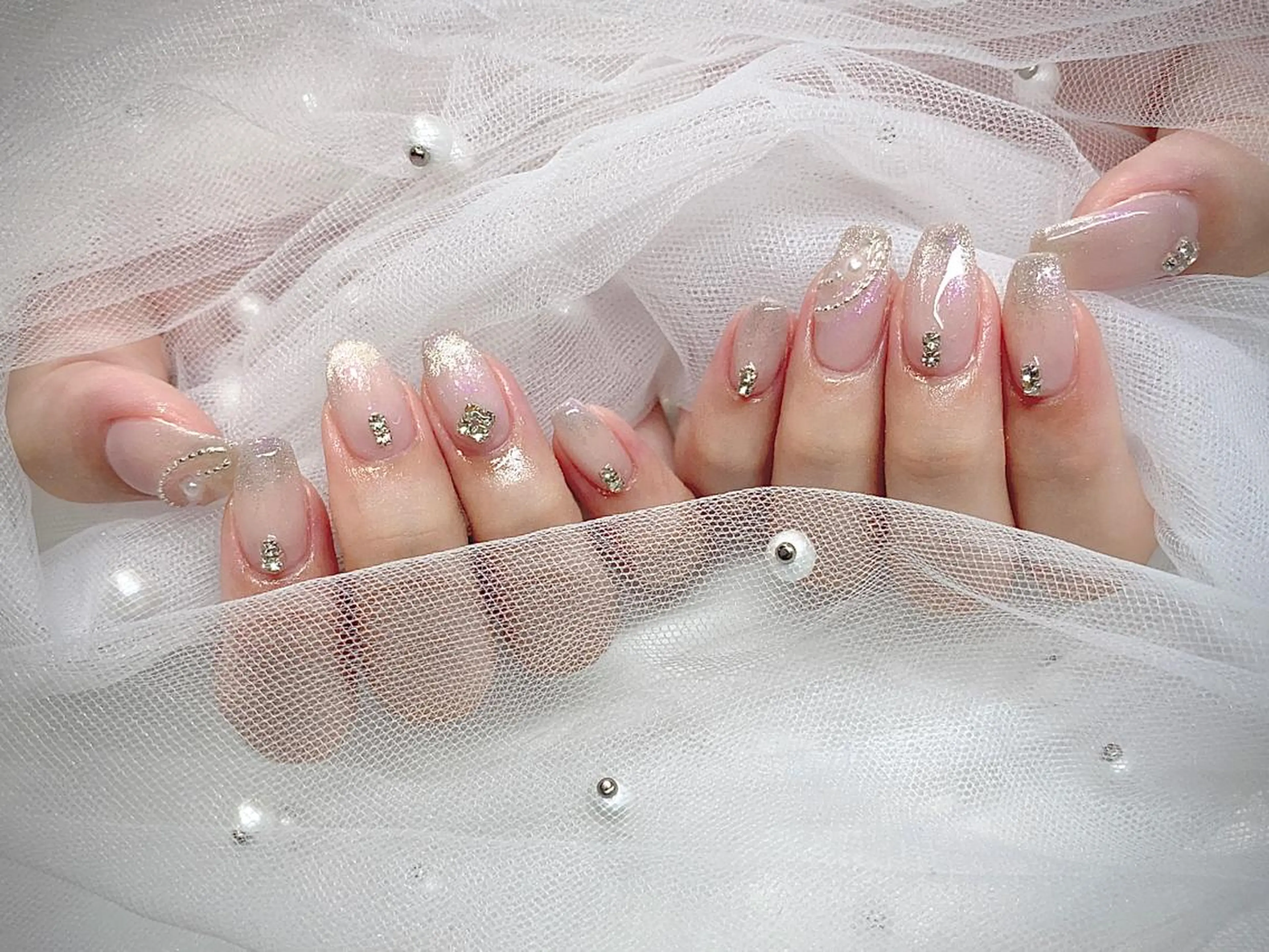 ネイル I-nailロング /ワンホン/キラキラのネイルデザイン