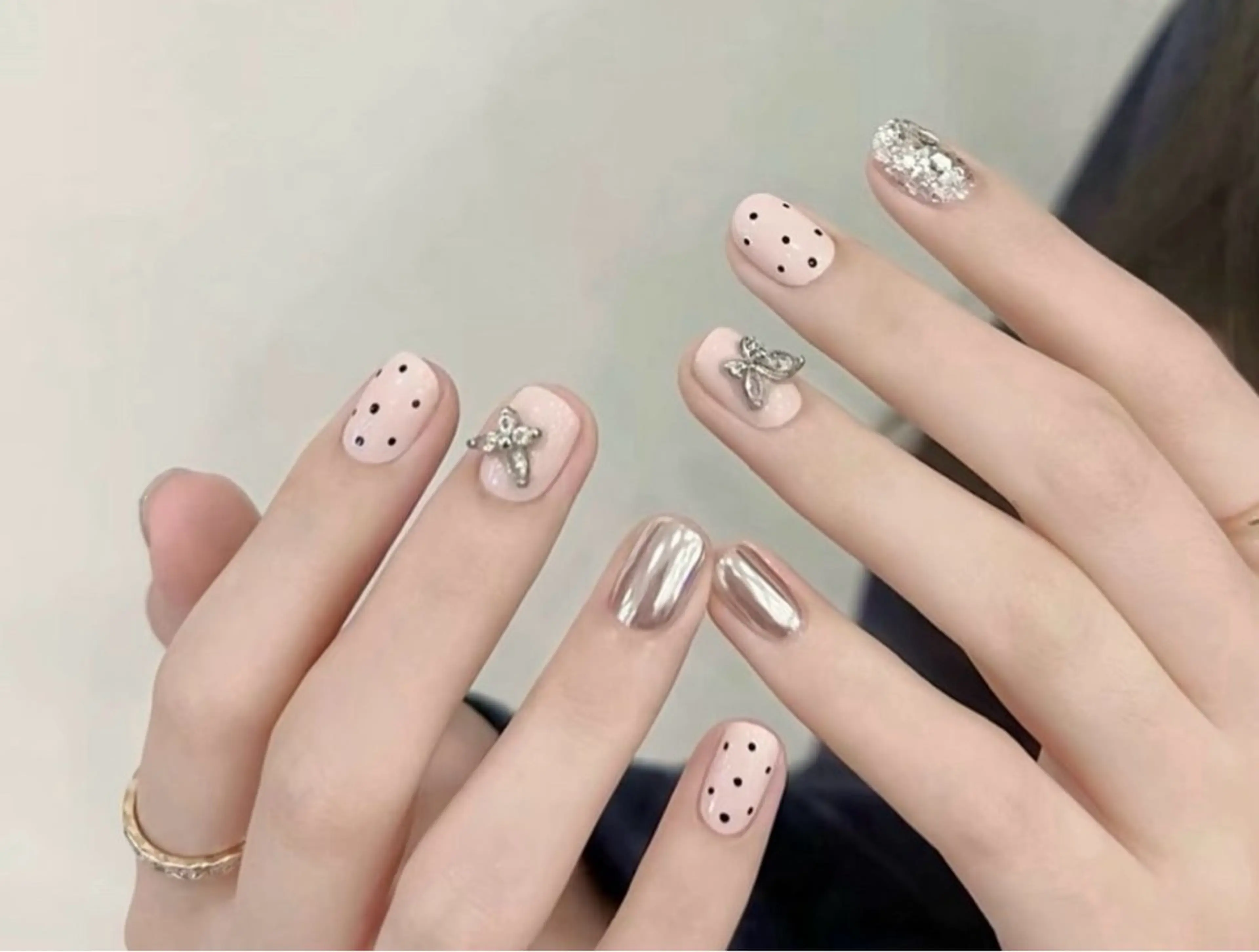 ネイル MoonHi Nail 朝霞台のネイルデザイン