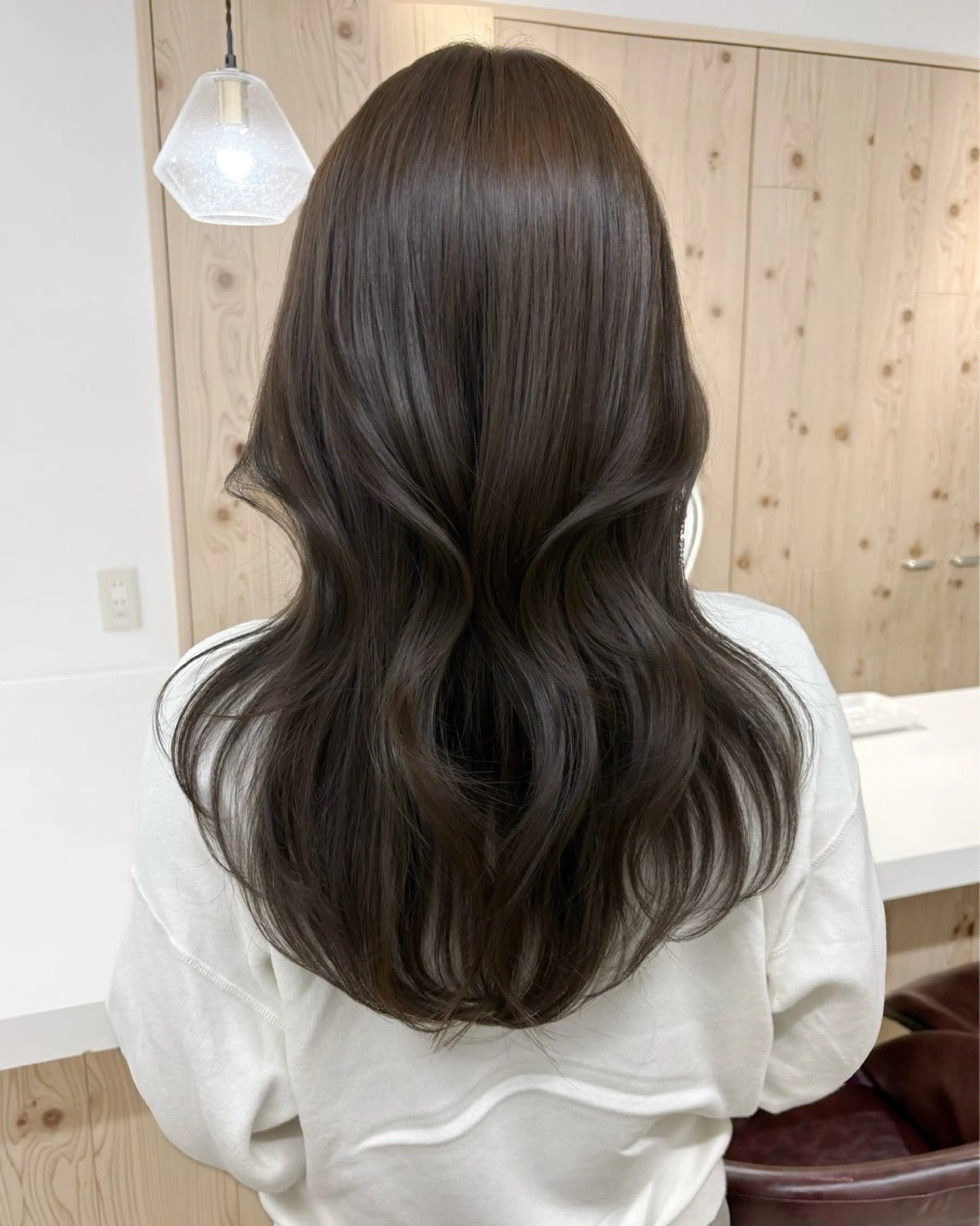 ロング カラー カット ヘアカラー トリートメント ヘアセット 新宿/韓国ヘア/ 髪質改善ストレートのヘアスタイル