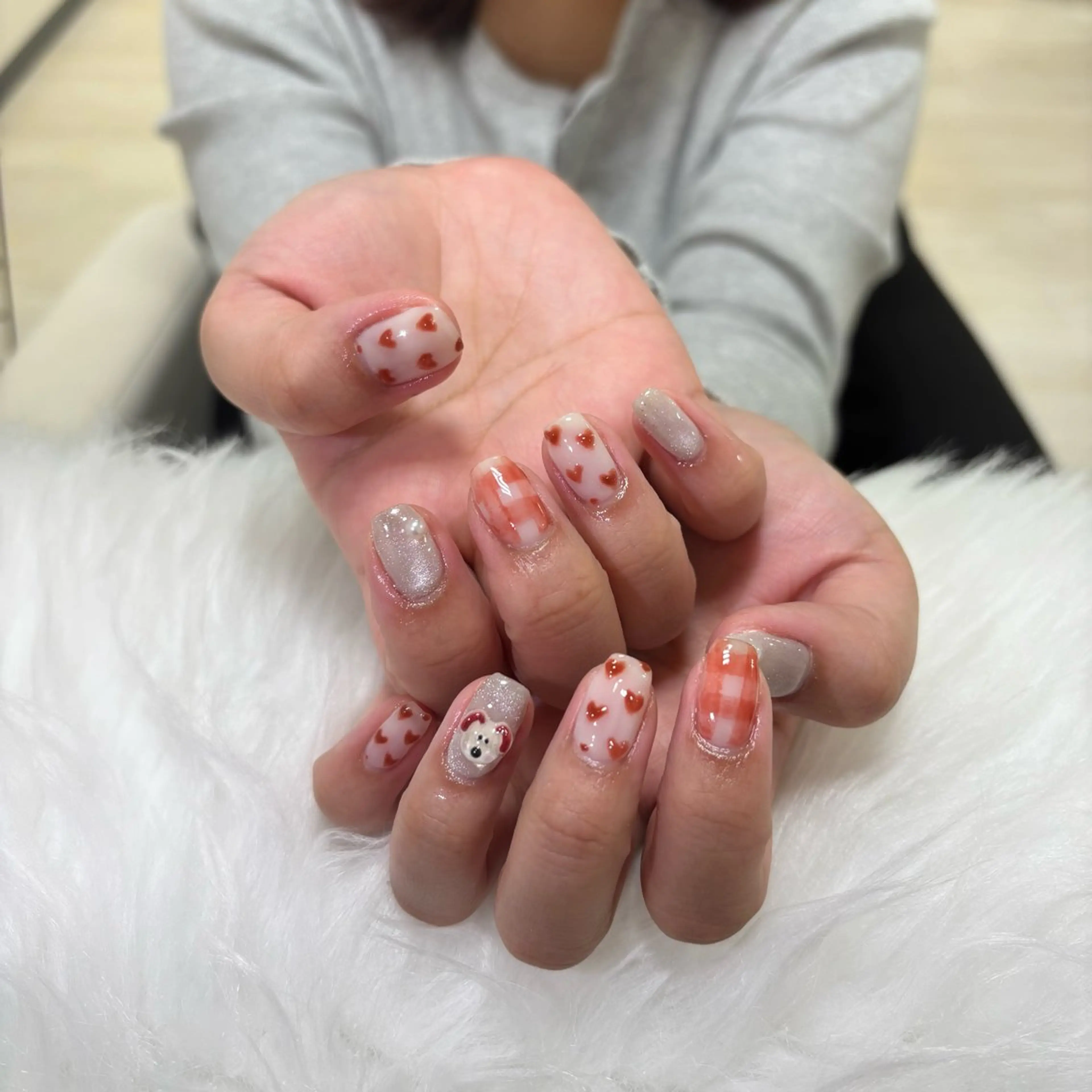 ネイル 杉﨑 ななみのネイルデザイン