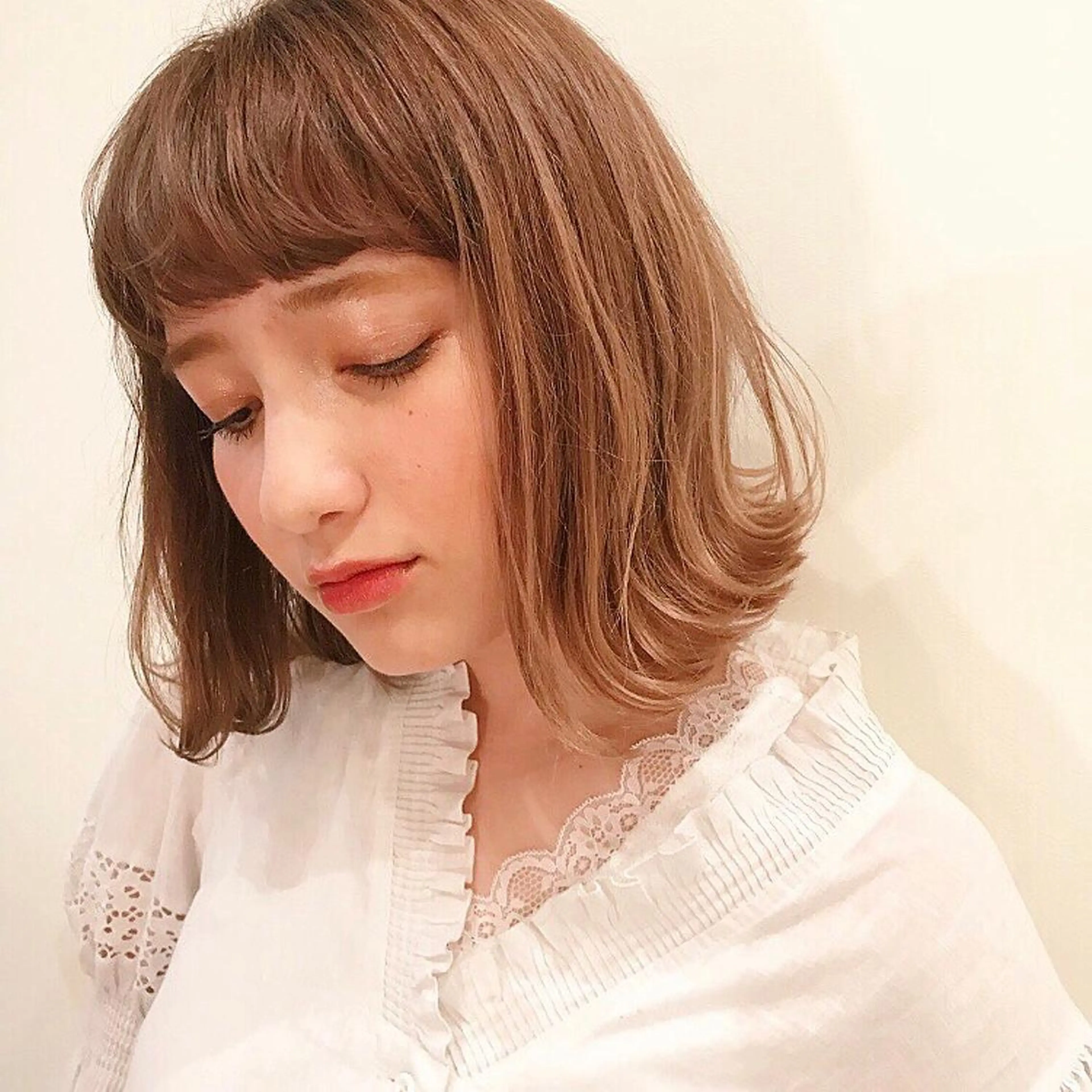ミディアム カラー スナコザワ レナのヘアスタイル