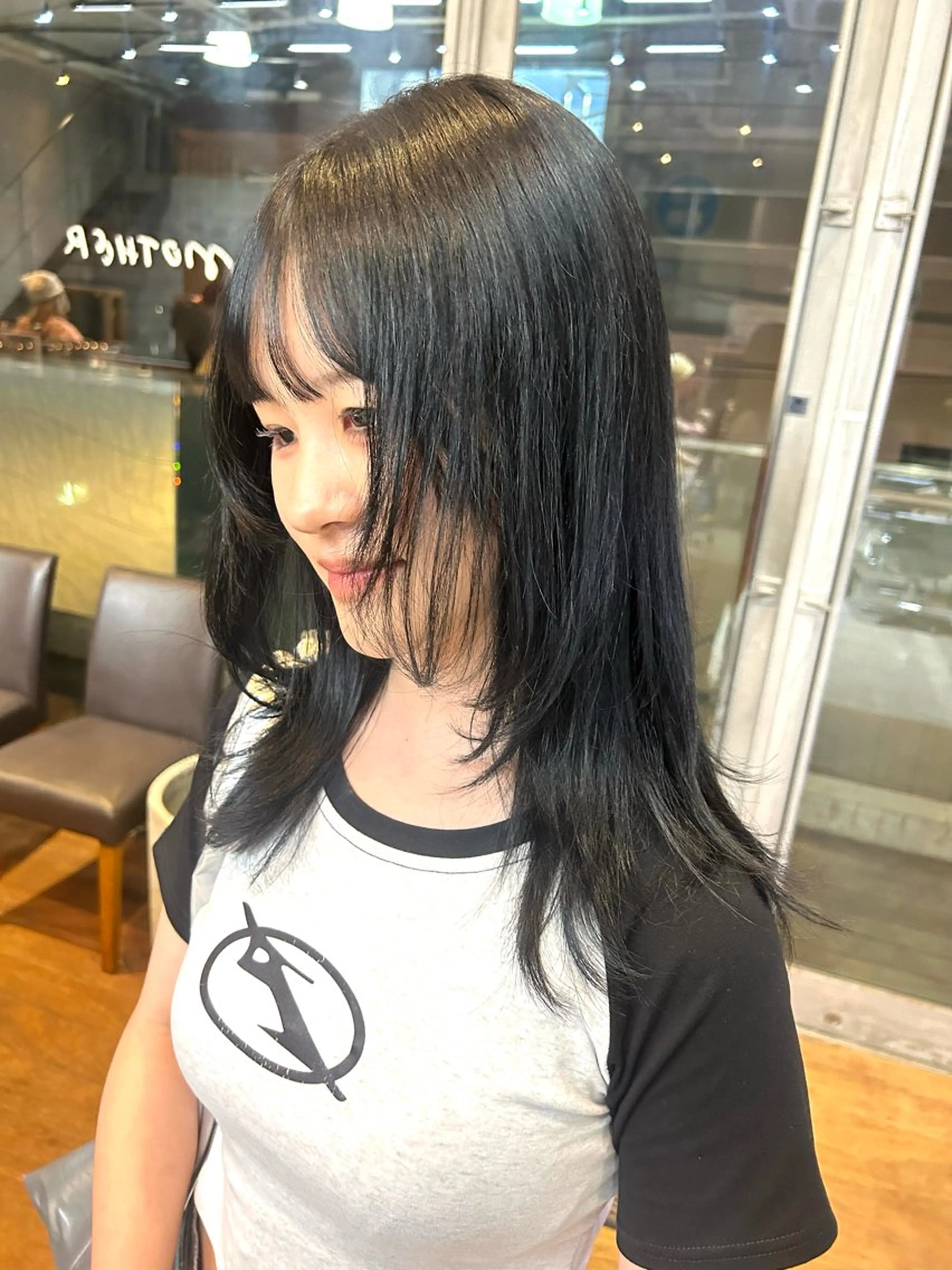 セミロング レイヤーカット 🤍垢抜け♡透明感 カラーmoeka🤍のヘアスタイル